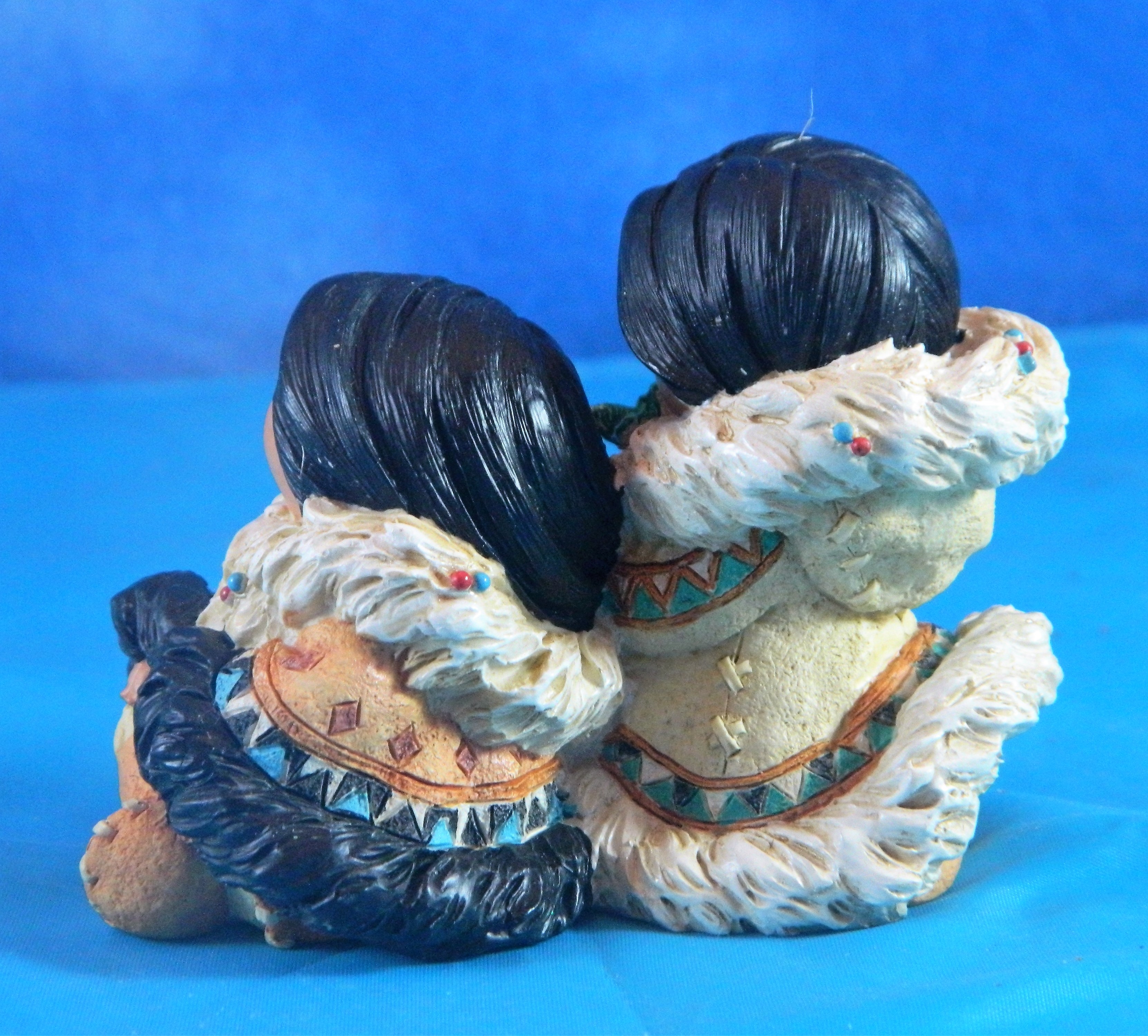 Enesco Friends of a Feather 'Gift of Friendship' Eskimo