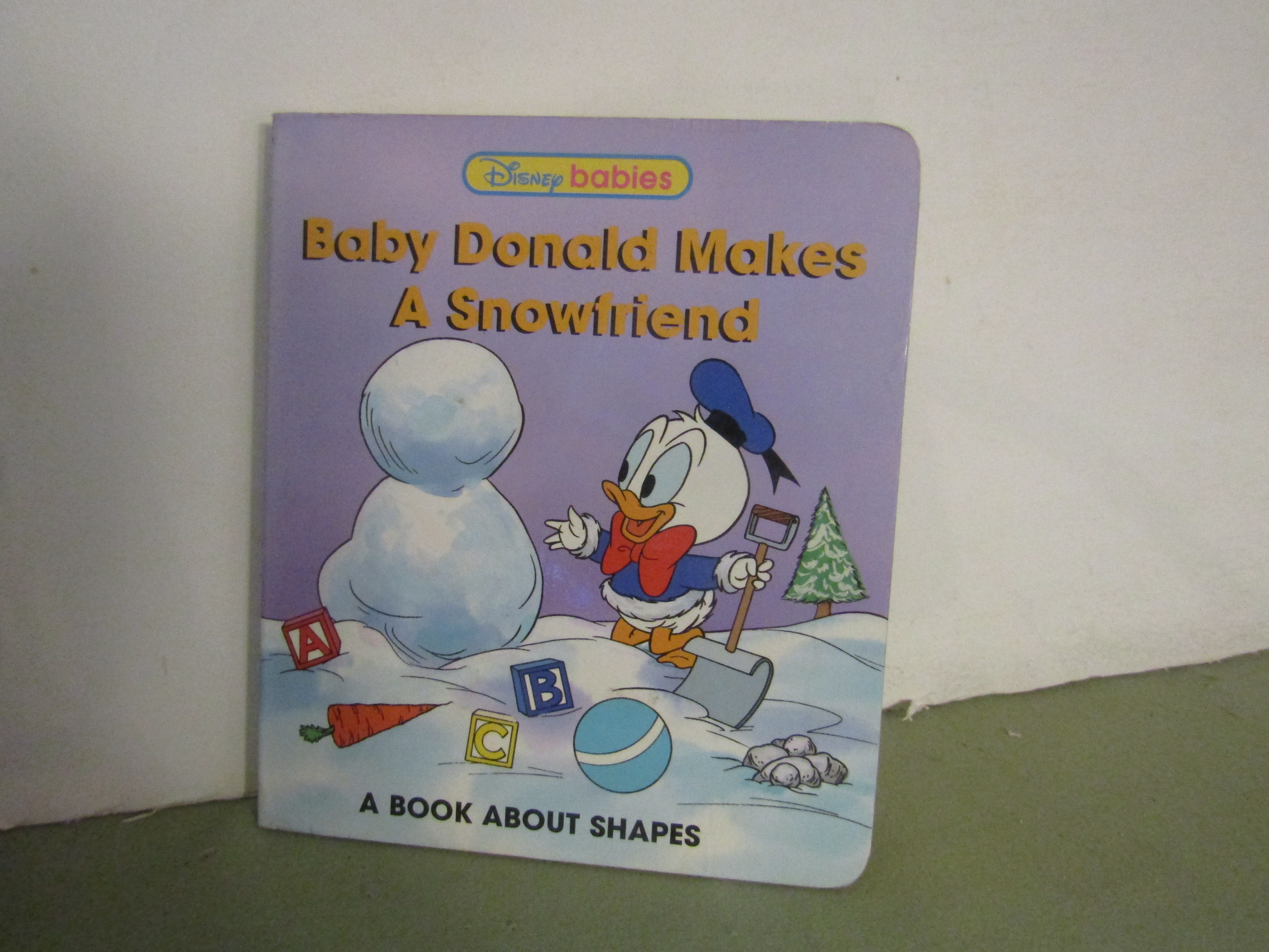 Book Disney Babies Baby Donald Makes A Snowfriend