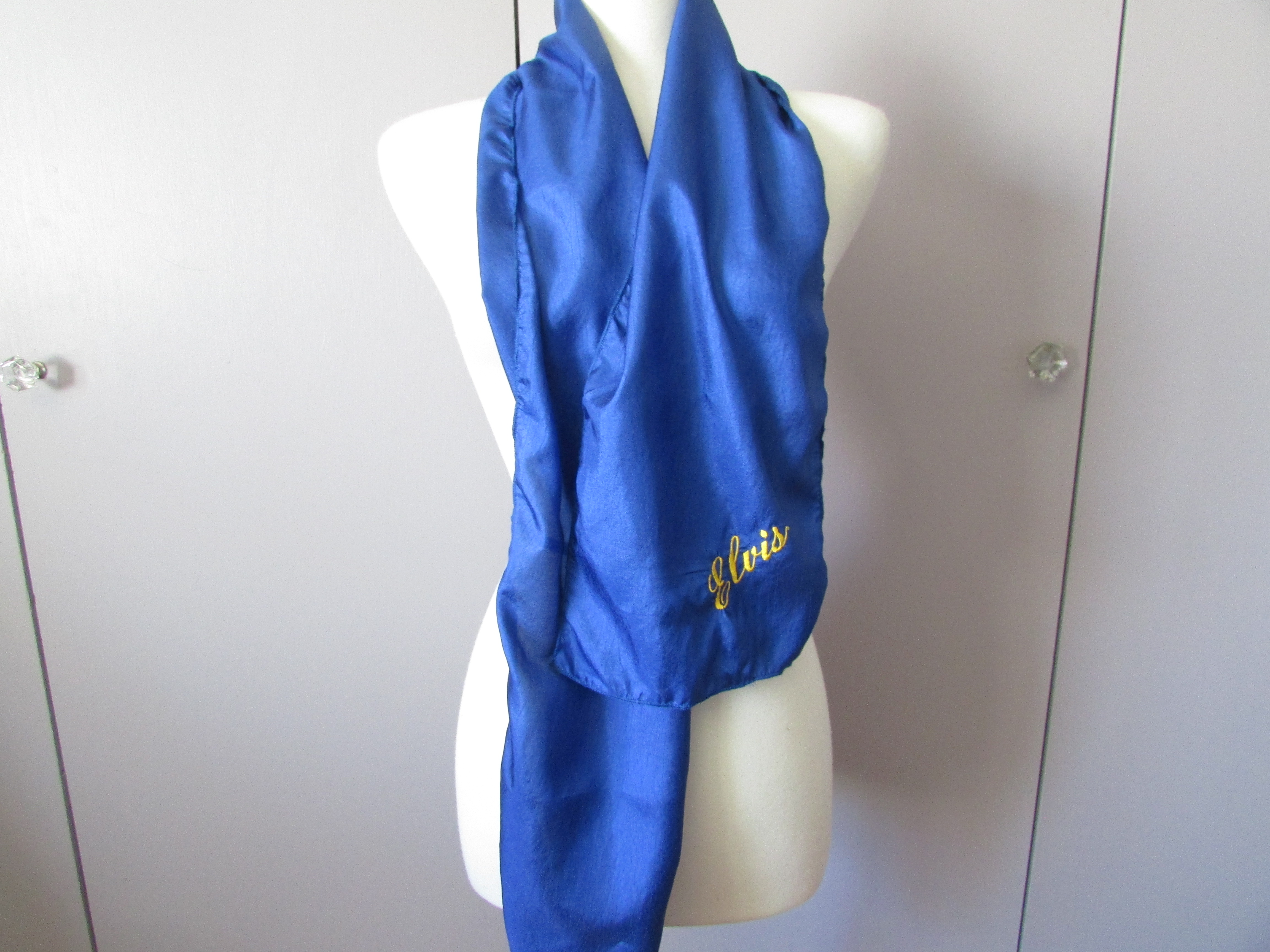 Elvis Scarf