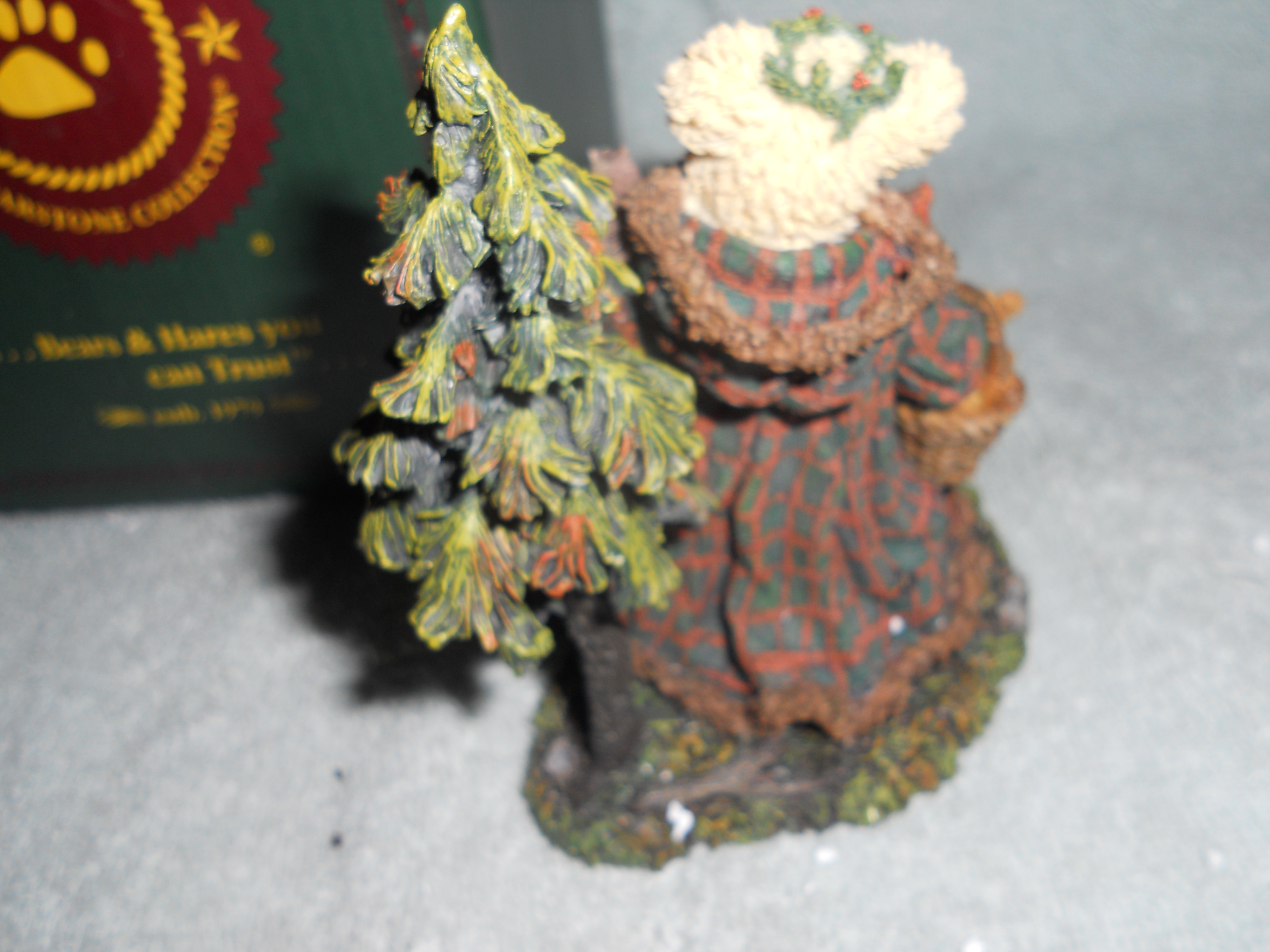 Boyds Bearstone Collecrion Fern Woodsbeary