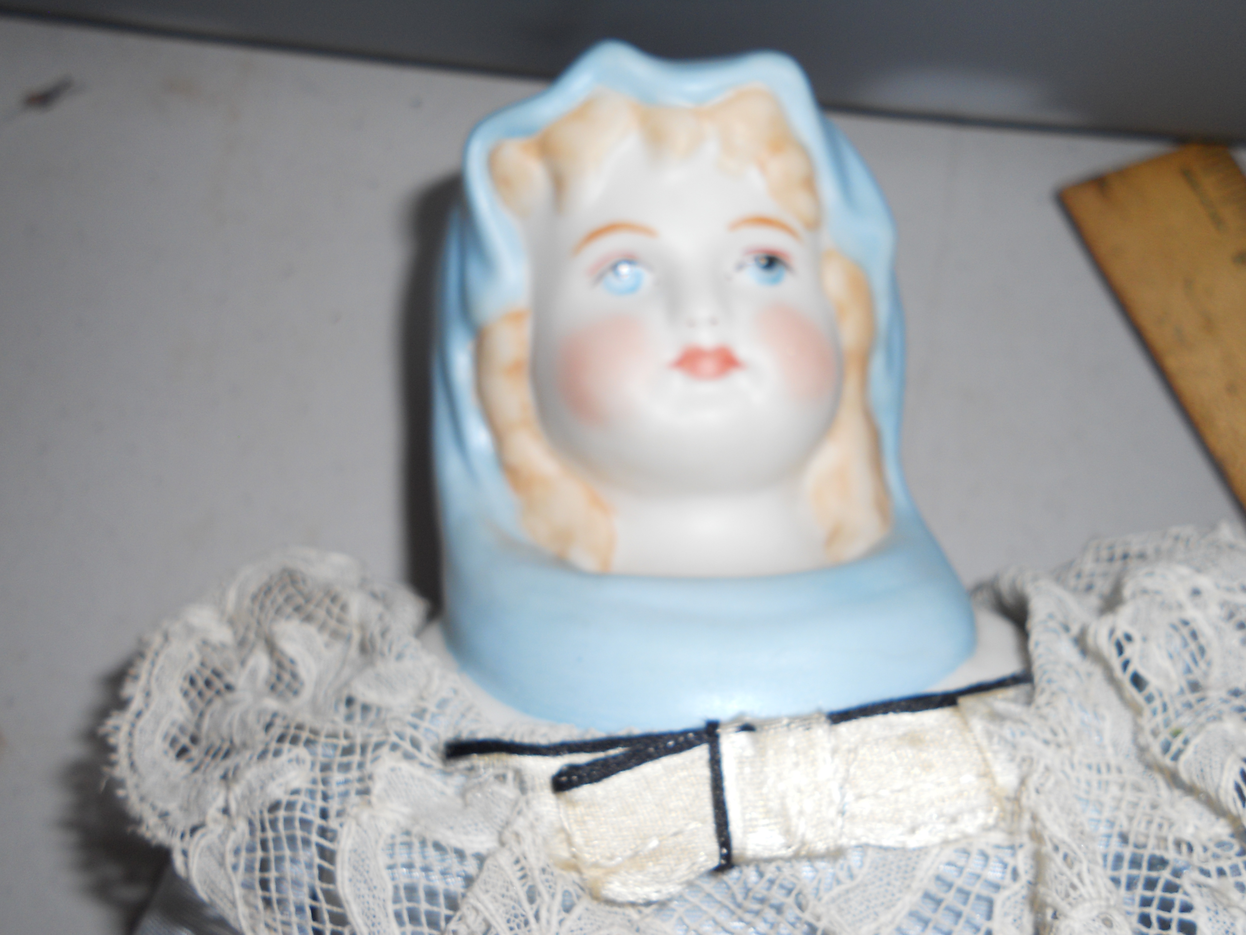 Queen Louise Scarf Doll Artist Anna Mae 1973