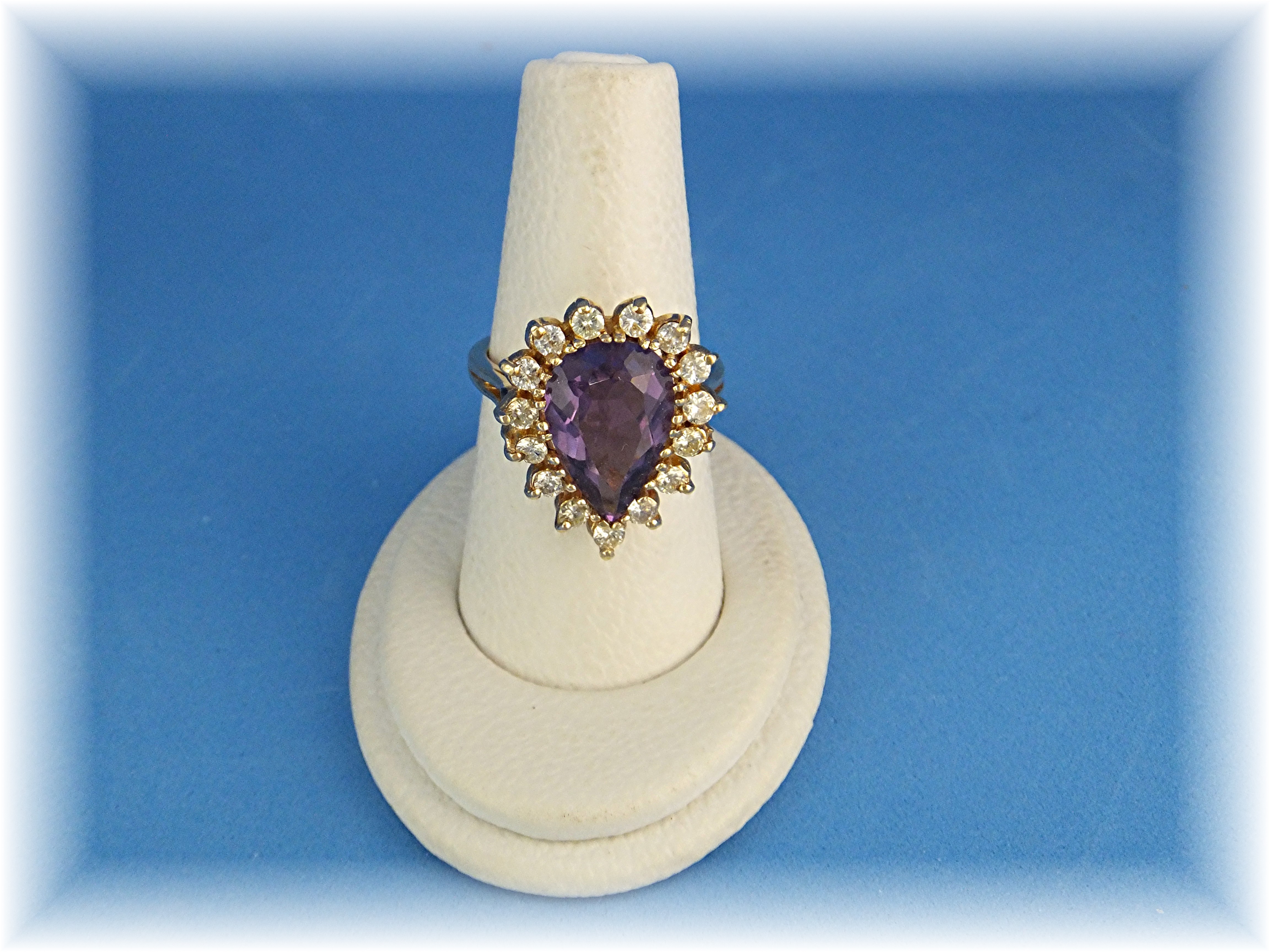 Ring 14K Gold Diamond and  Pear Shape  Amethyst
