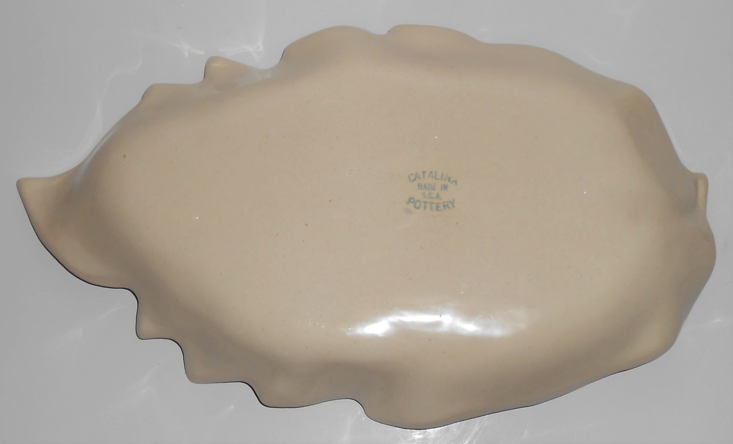 Catalina Pottery Floral Art Ware #C-347 Oatmeal/Coral B
