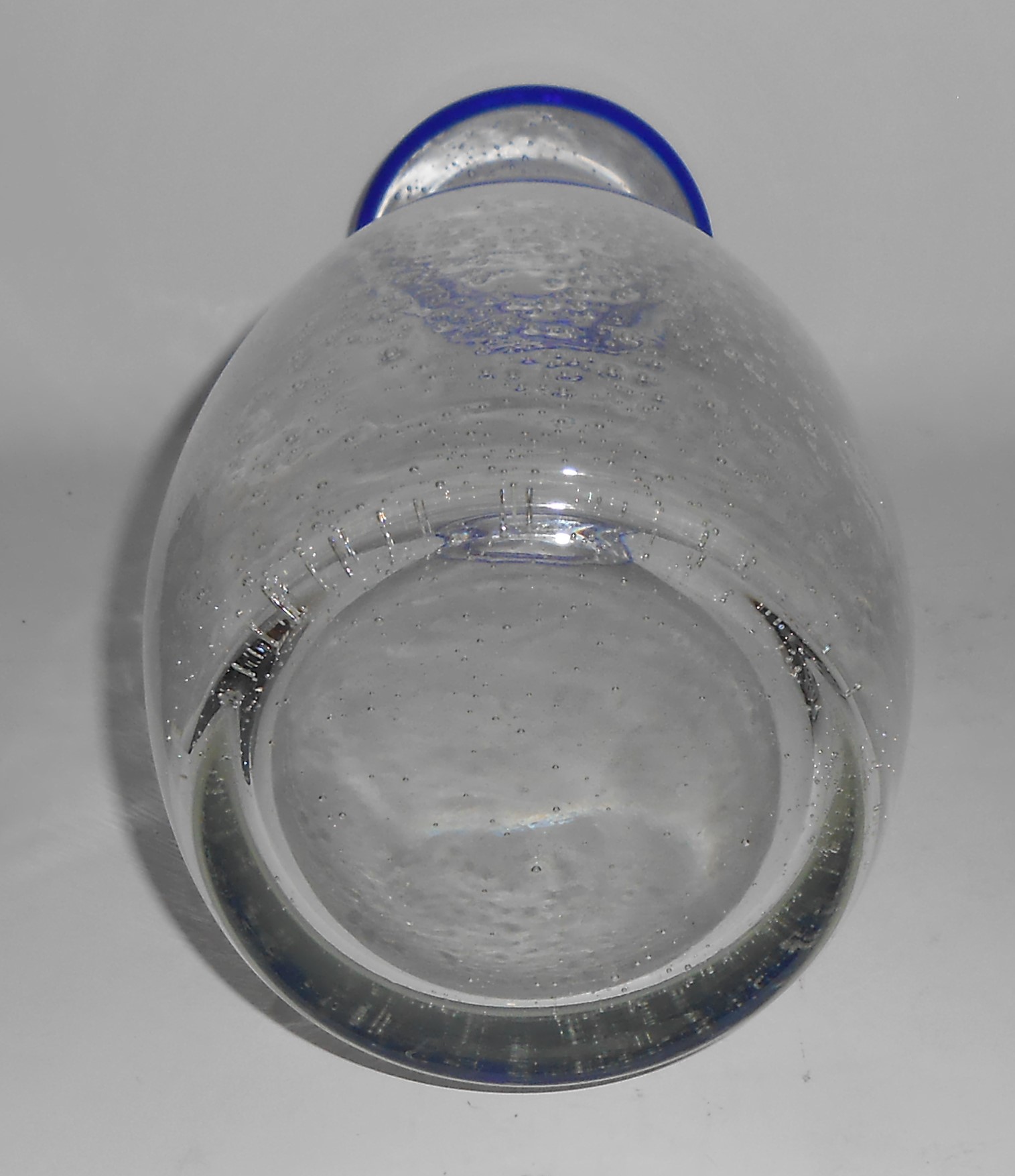 Vintage Mexico-Type Hand Blown Blue Glass Large Art Vas