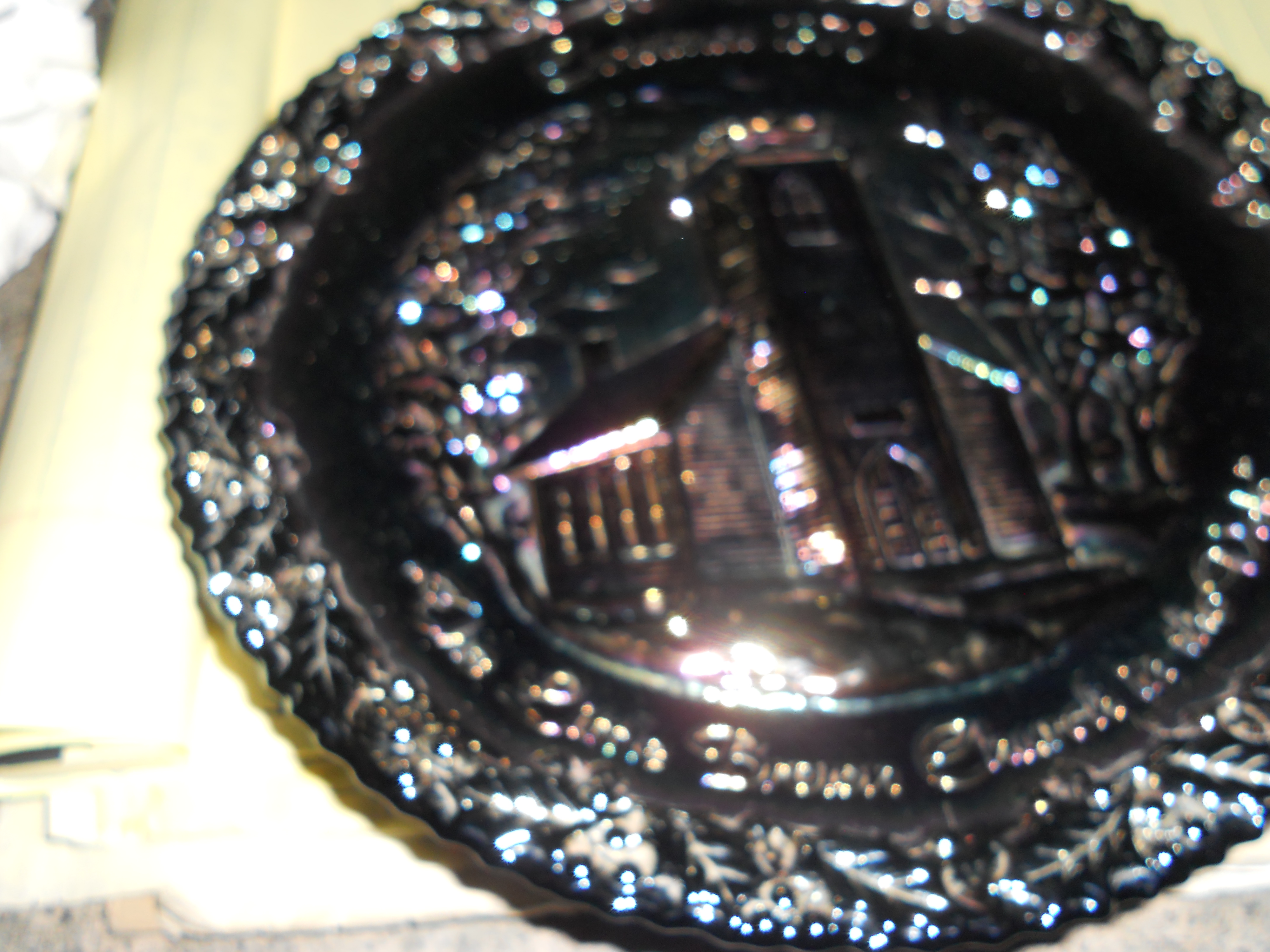 Fenton Art Glass Christmas 1971 Plate