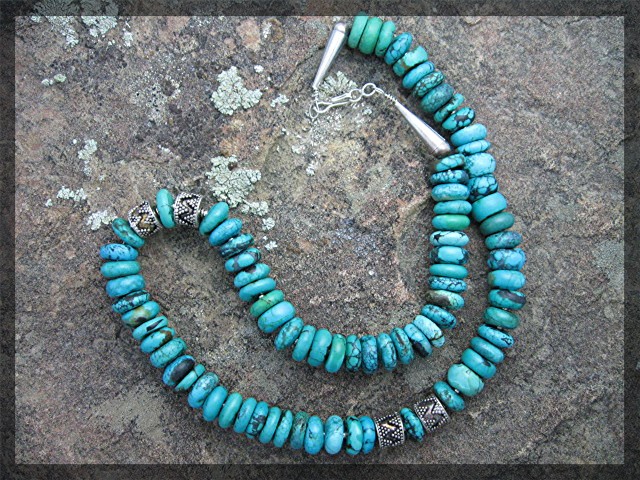 Necklace Kingman Turquoise Sterling Silver Hook Clasp .