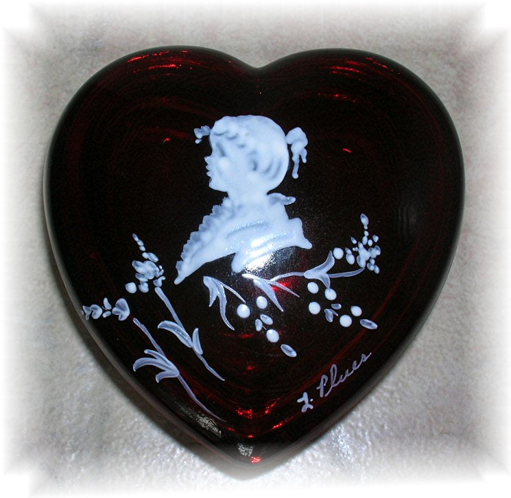 Westmoreland Heart Shaped Trinket Box
