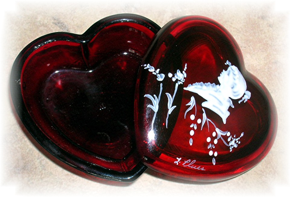 Westmoreland Heart Shaped Trinket Box