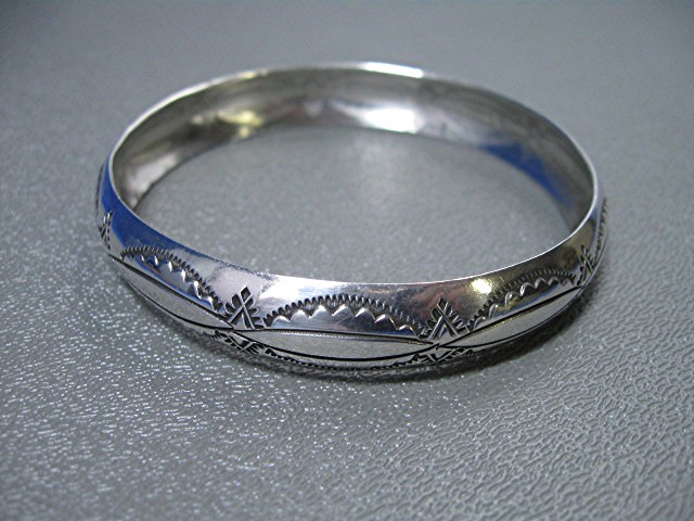 Navajo Sterling Silver  Bangle Bracelet Signed