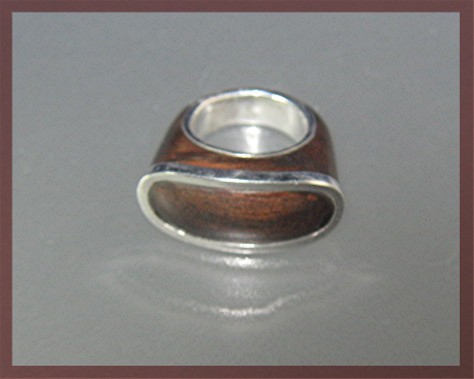 Sterling Silver and Wood Unsigned Designer Ring
