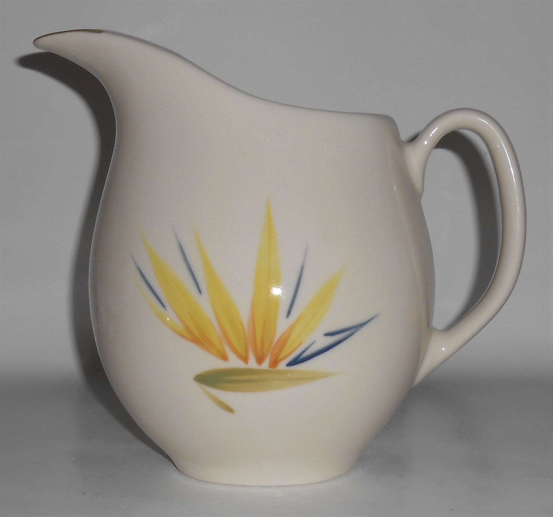 Winfield China Pottery Bird Of Paradise 2-Quart Pitcher
