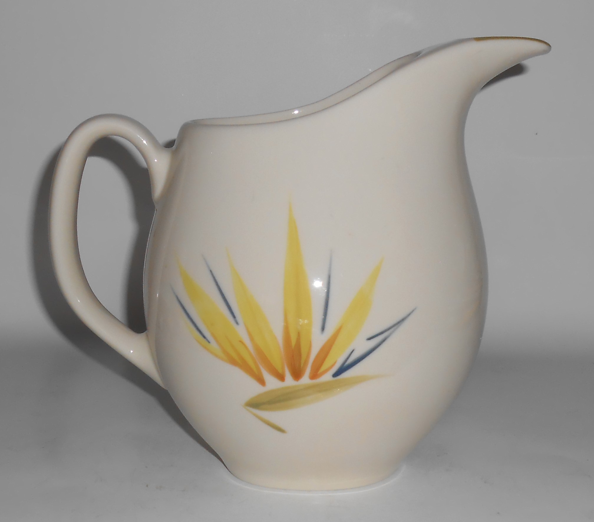 Winfield China Pottery Bird Of Paradise 2-Quart Pitcher