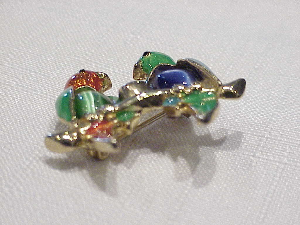 Enamel And Glass Moonstone Lovebirds Or Parrots Brooch