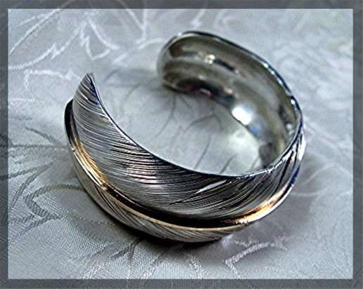 Navajo 14K Gold Sterling Silver Feather H CHAVEZ Cuff