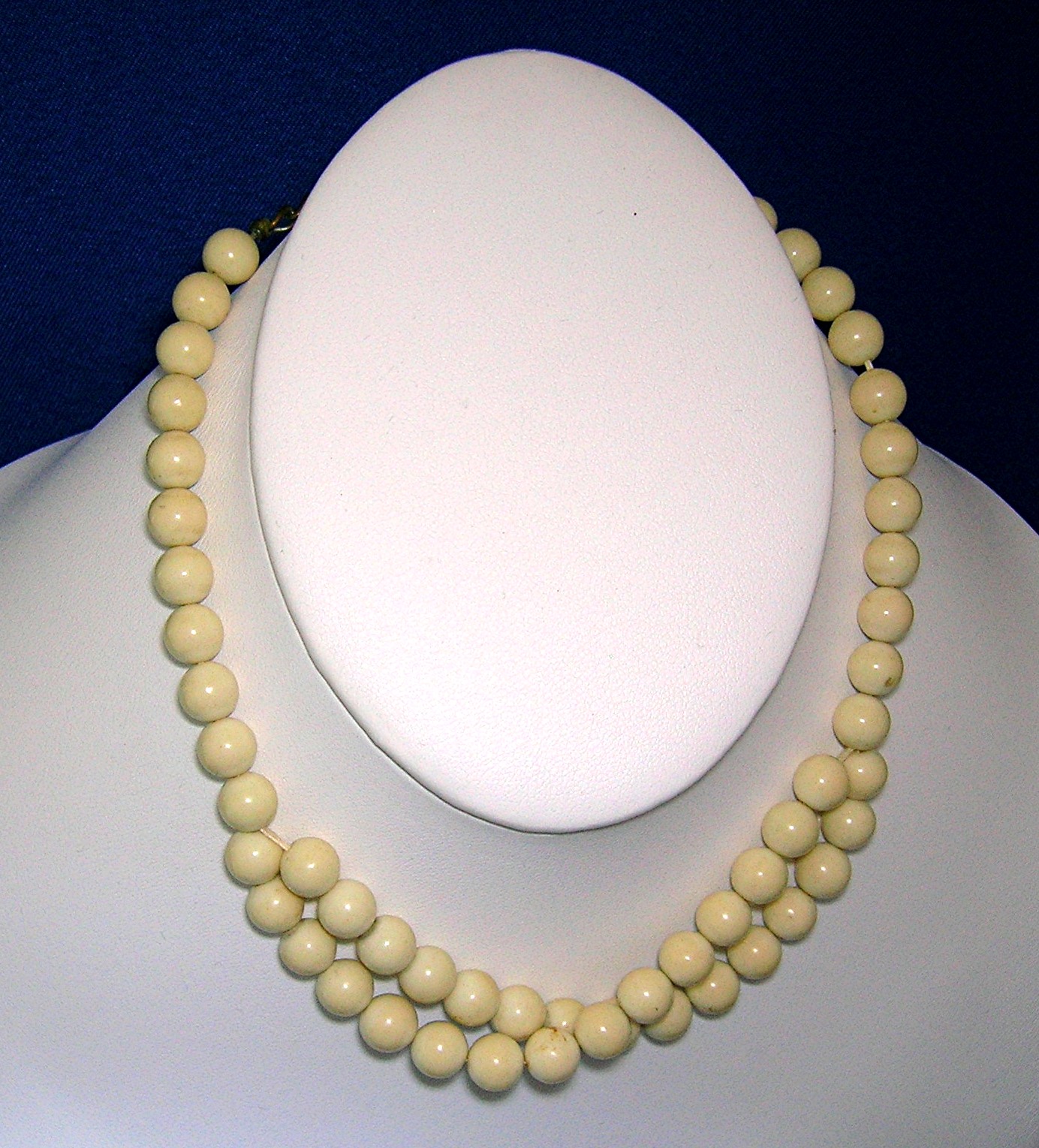 Faux Pearl Choker with Pendant also Plastic Beads