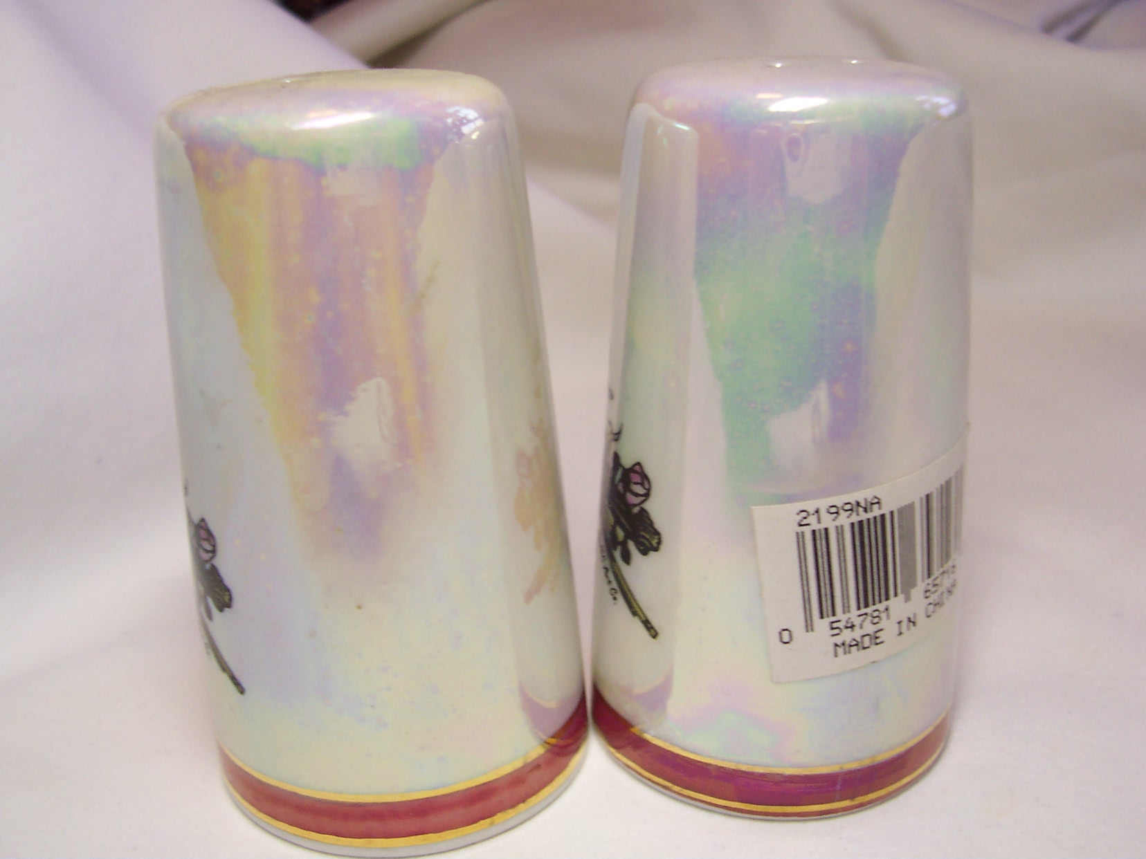 MC Art Co Nashville Souvenir Salt and Pepper