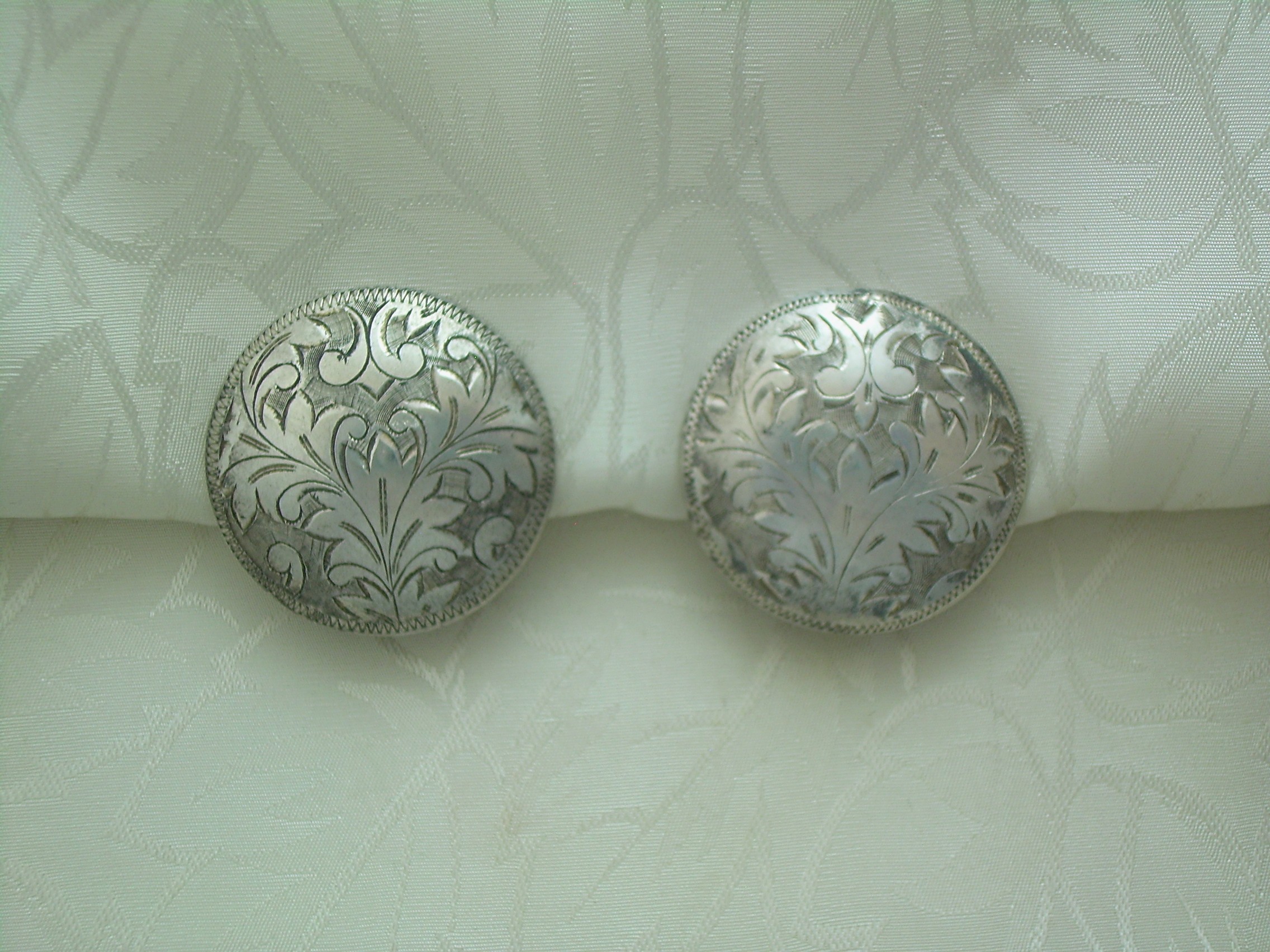 Sterling Silver Clip Earrings lacy Ferns Japan