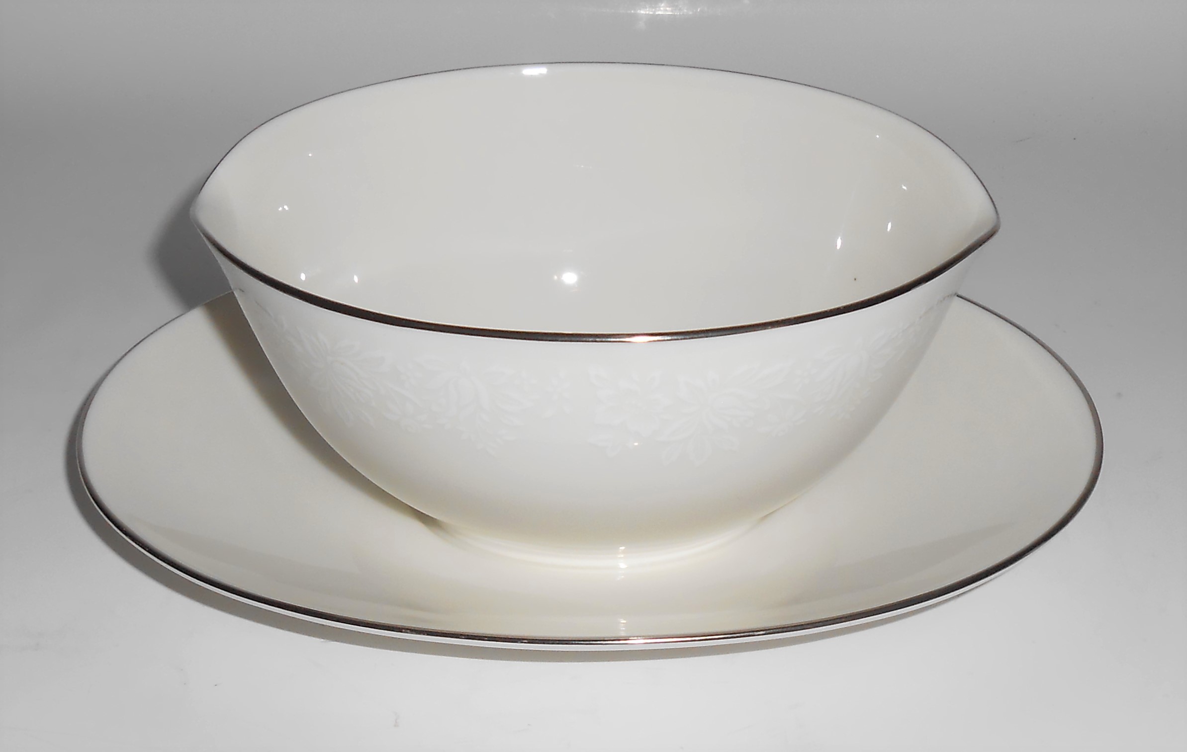 Noritake Porcelain China Ambrosia Gravy Bowl