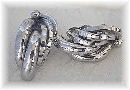 BERGERIE Large Silvertone Clip Earrings