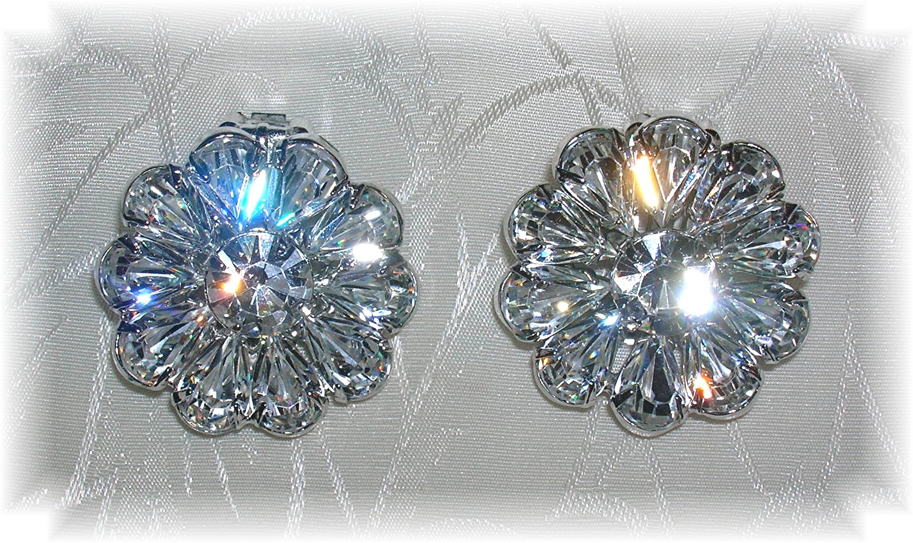 KRAMER Crystal Clip Earrings