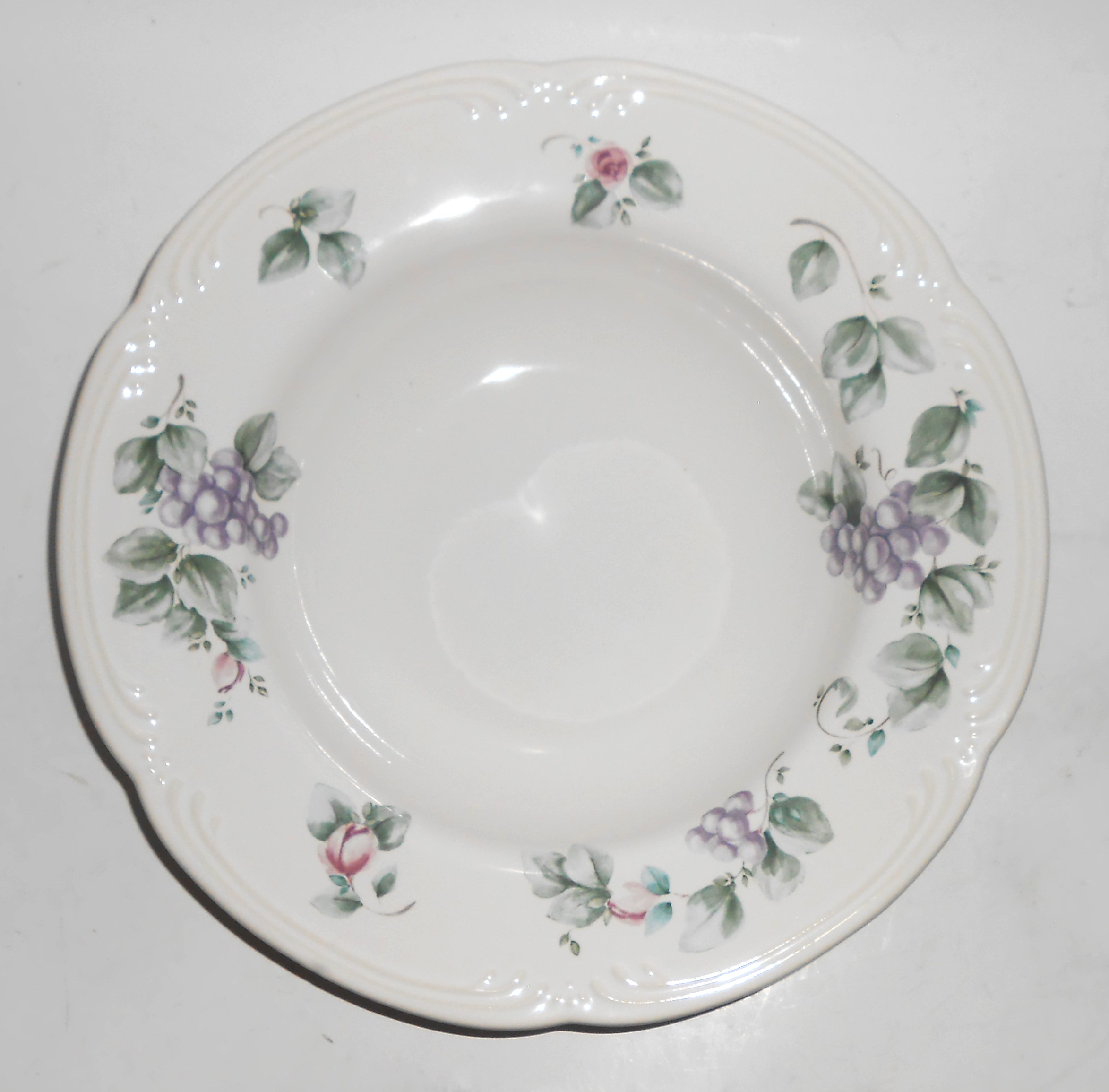 Pfaltzgraff Pottery Grapevine Dinner Pasta Bowl