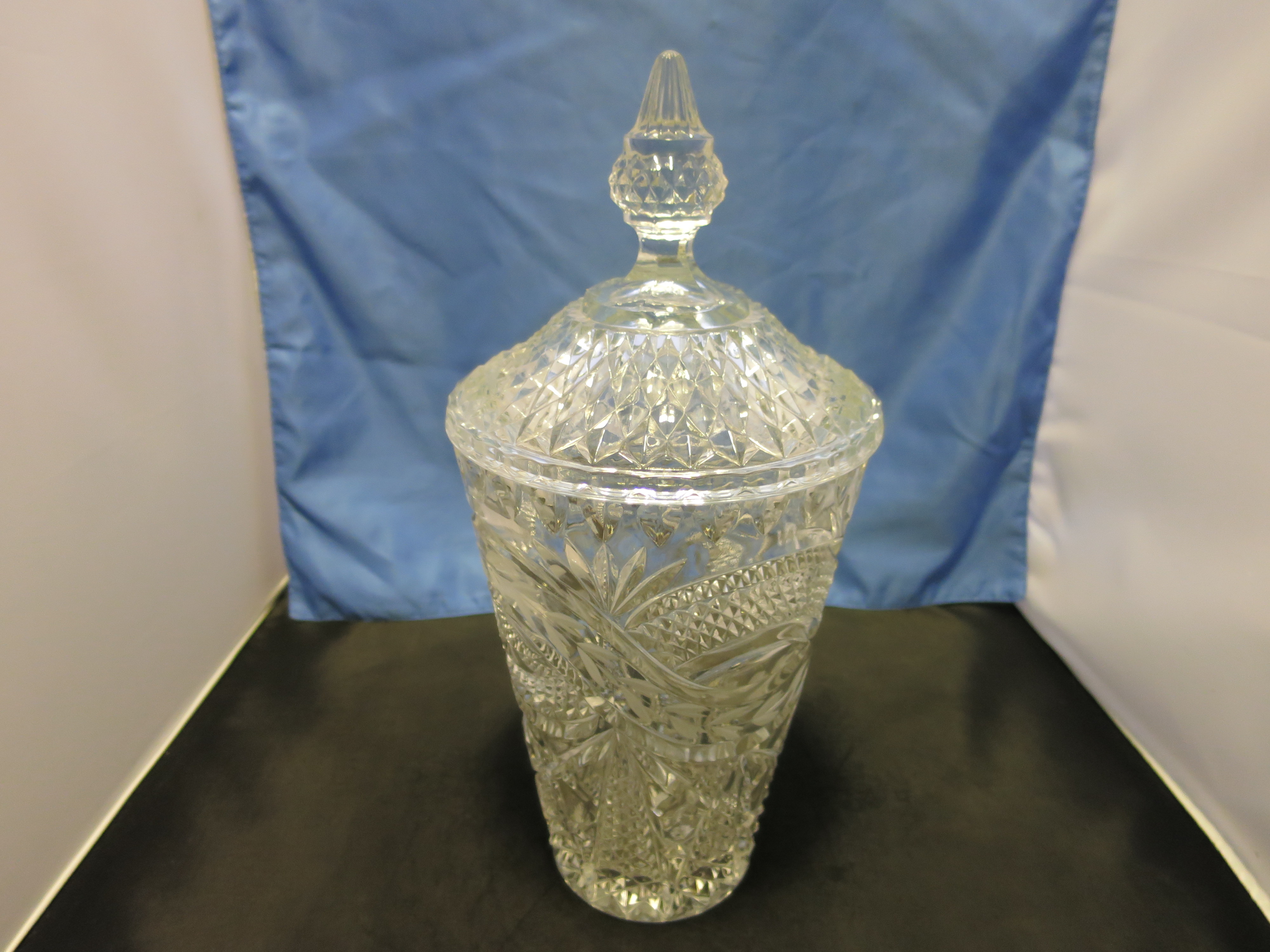 Brilliant Etched Cut Crystal Cookie Jar unknown maker