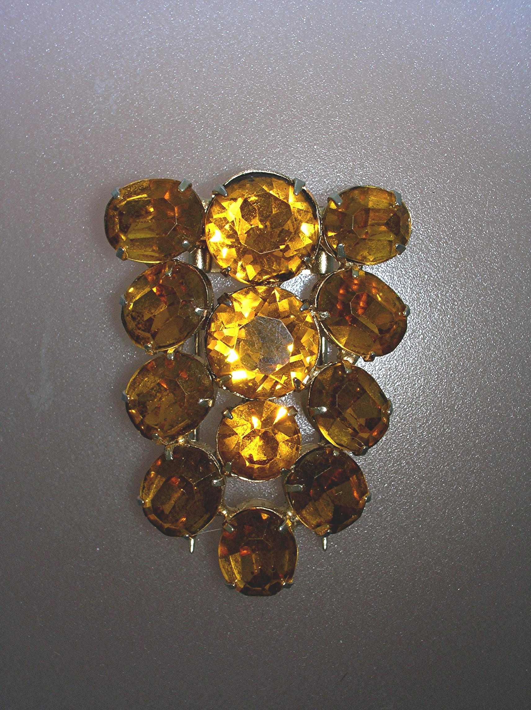 Dress Clip[ Golden Amber Glass Fur Clip