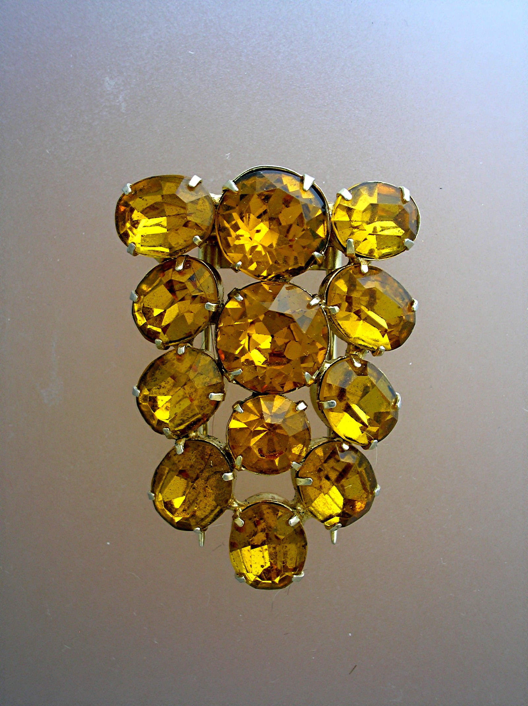Dress Clip[ Golden Amber Glass Fur Clip