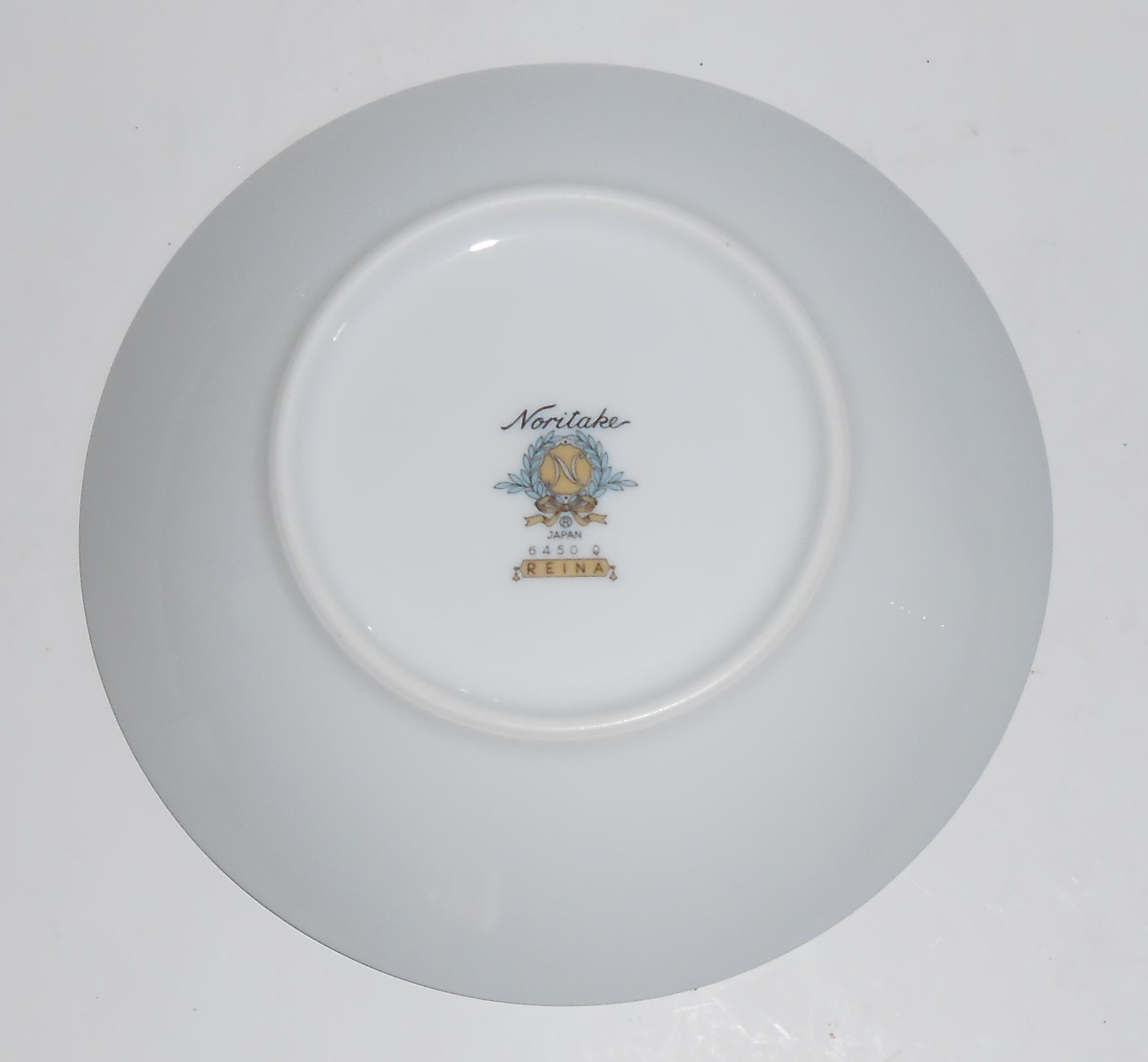 Noritake Porcelain China 6450 Q Reina w/Platinum Fruit