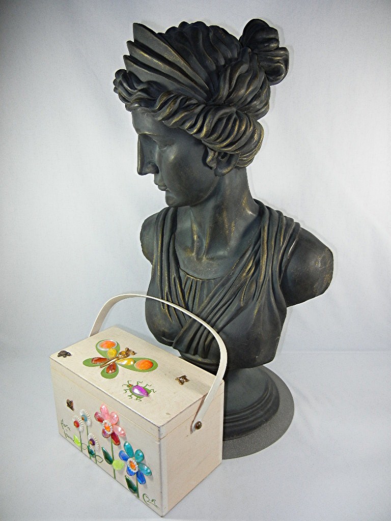 Enid Collins Texas Flora and Fauna Box bag