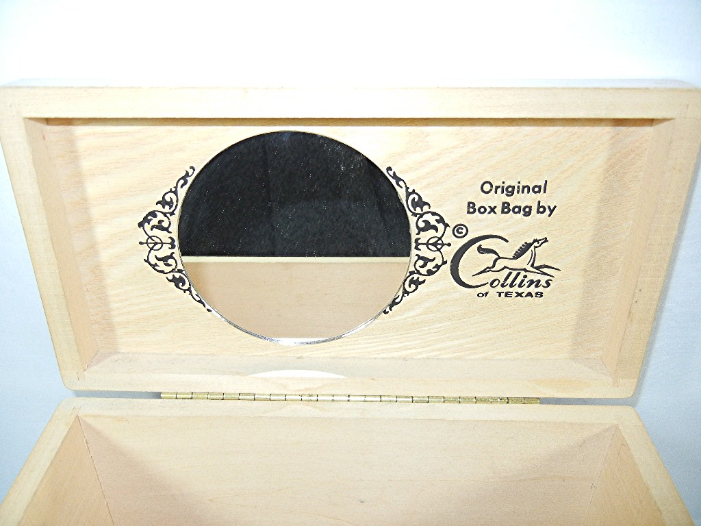 Enid Collins Texas Flora and Fauna Box bag