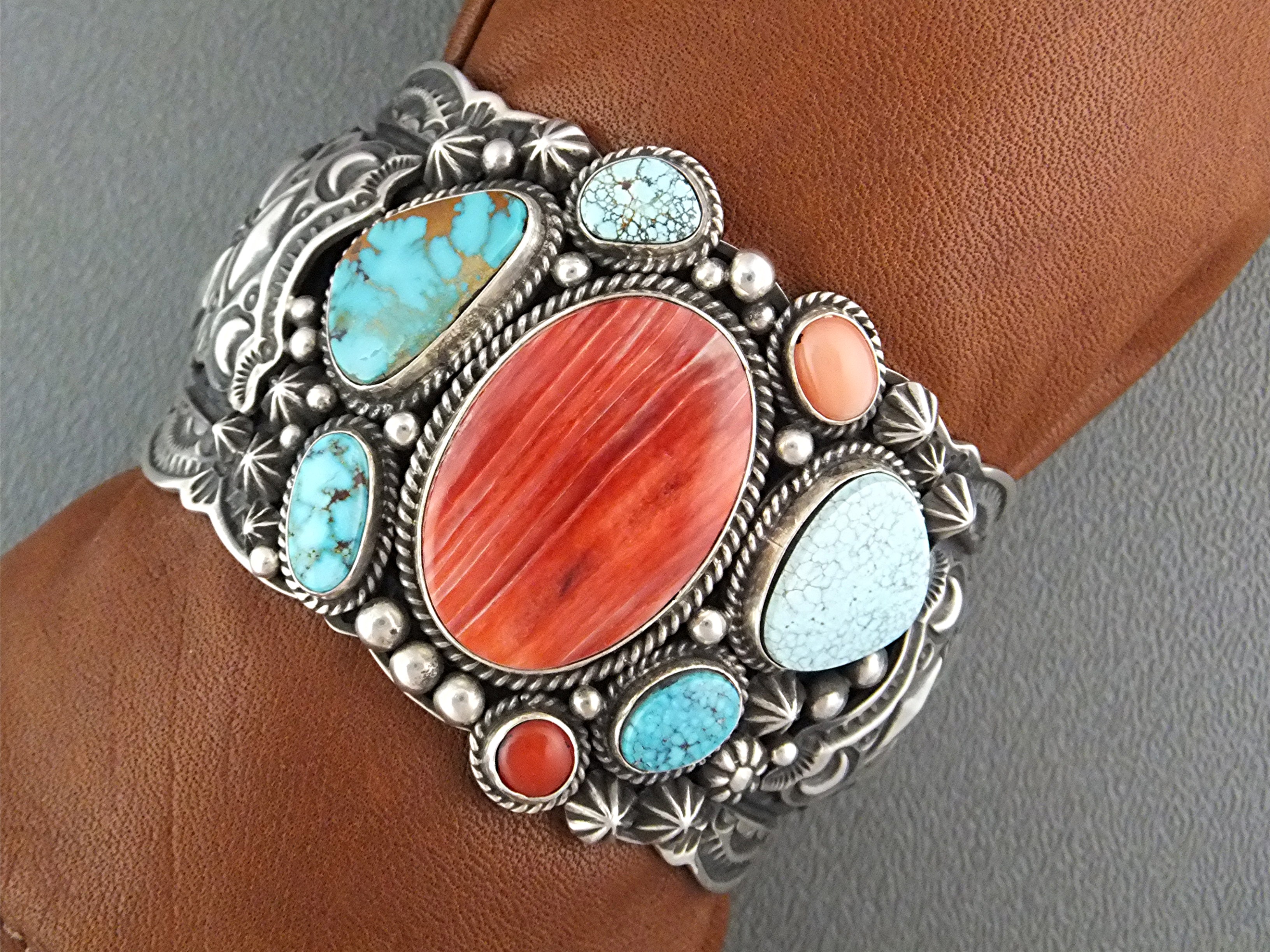 Darrell Cadman Bracelet Sterling Silver Spiny Oyster Tu