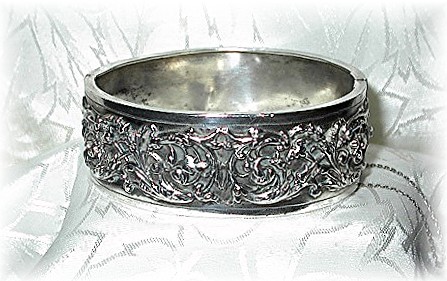 European Hallmarked  Silver Bangle Bracelet