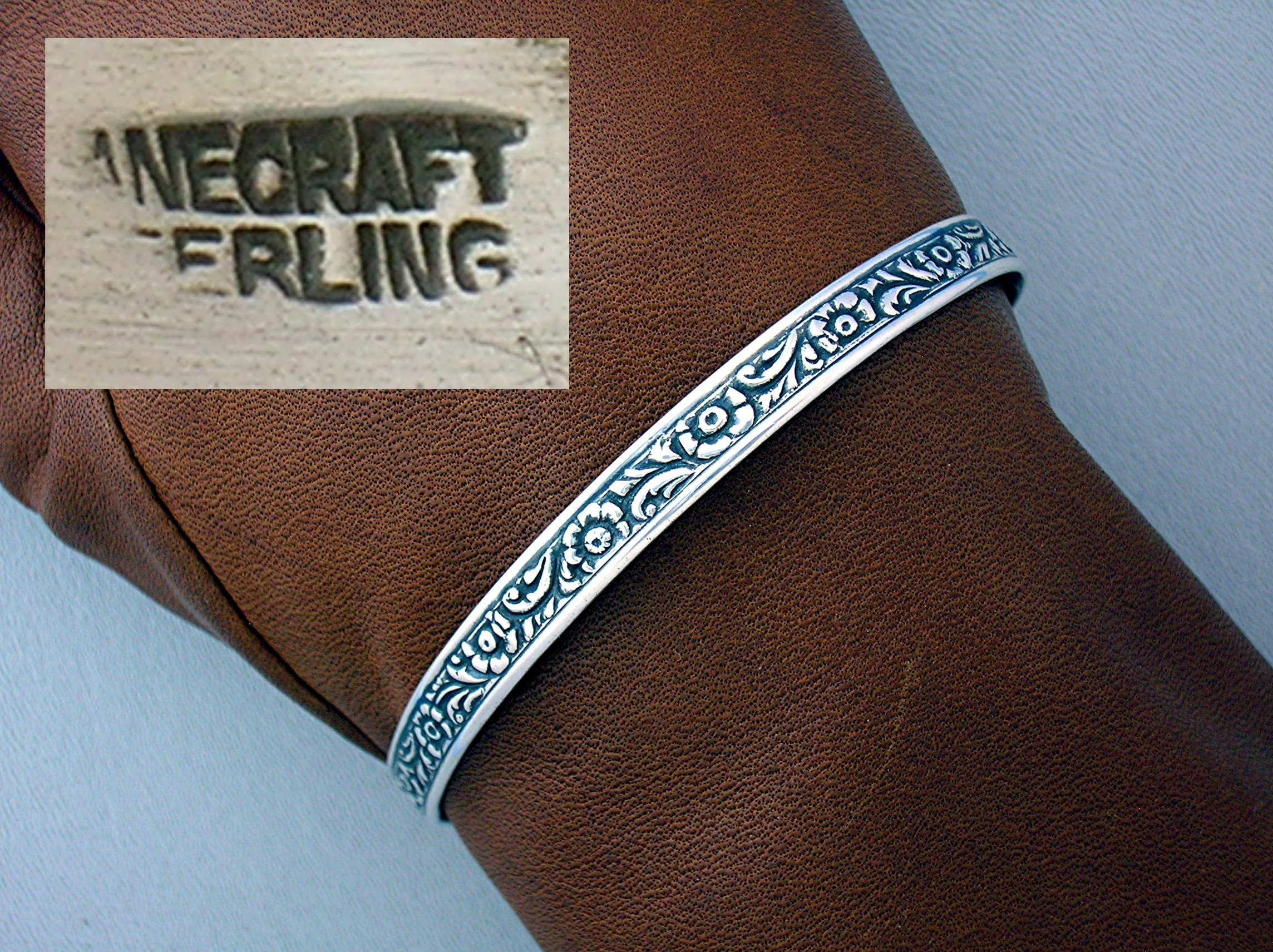 DANECRAFT Sterling Silver Bangle bracelet