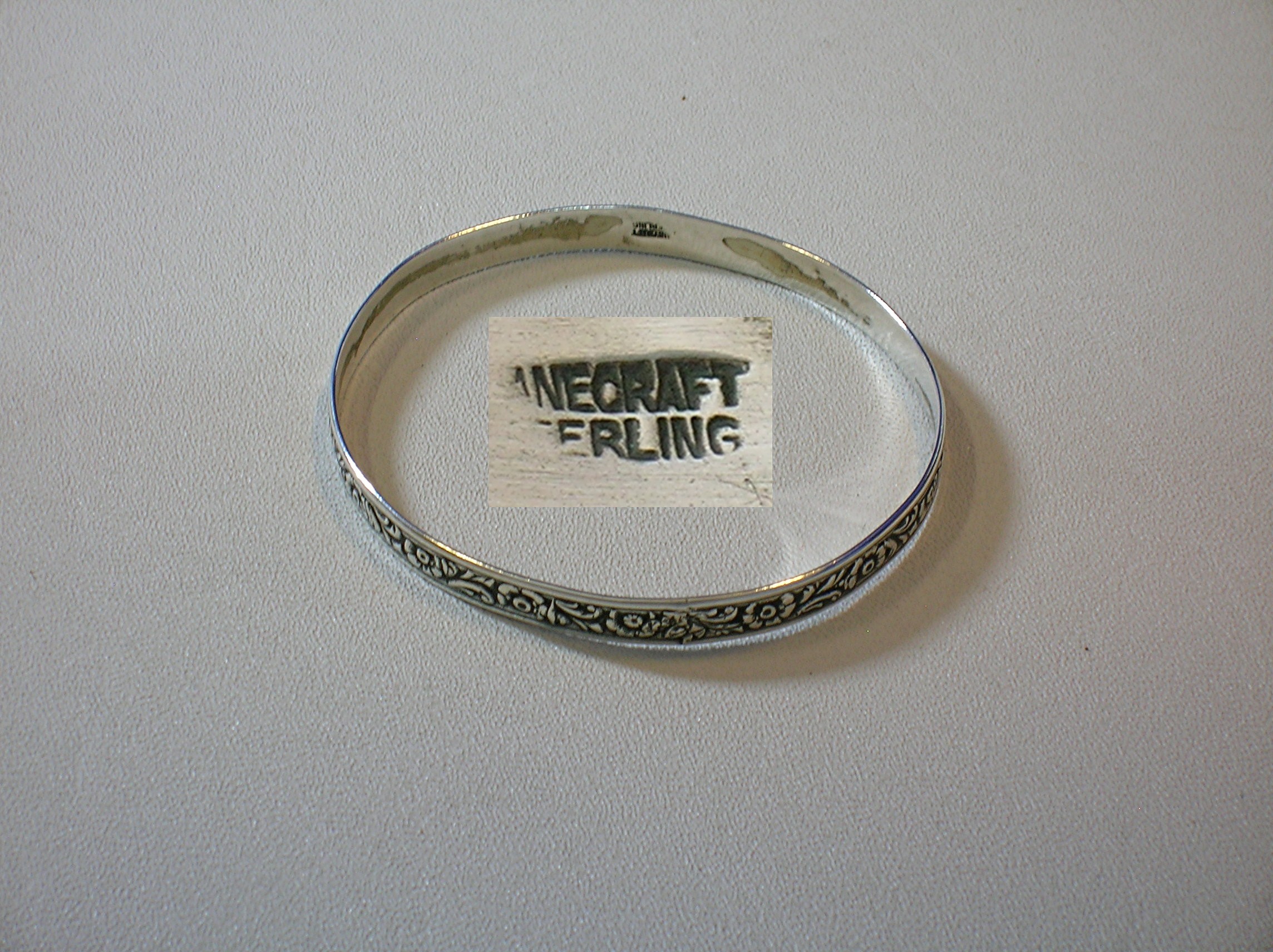 DANECRAFT Sterling Silver Bangle bracelet