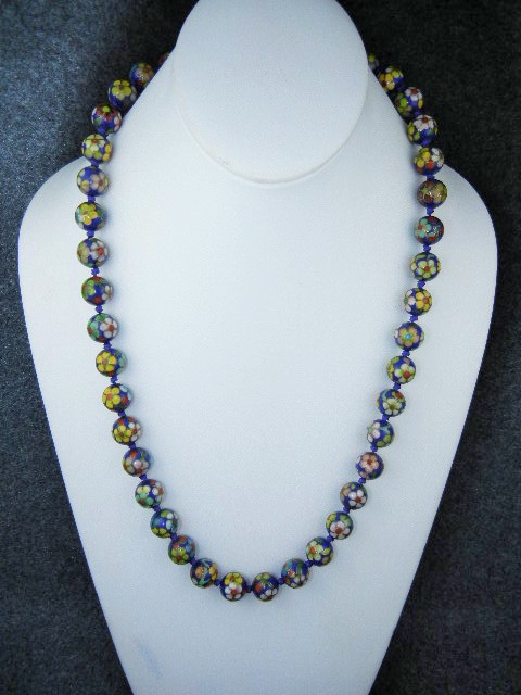 Cloisinee Blue Green Yellow Red Beads Necklace Hand Kno