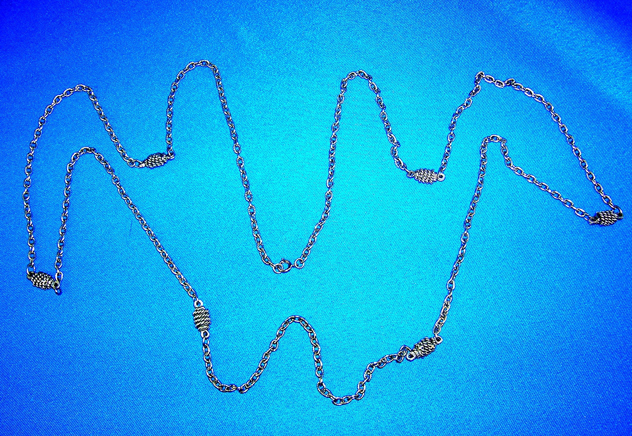 Silver Vintage Muff Chain Necklace