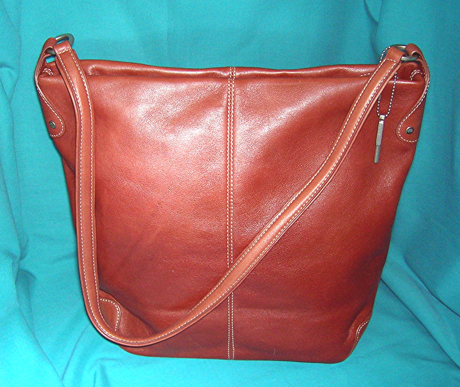 Fossil Tan Leather Shoulder Bag Purse.