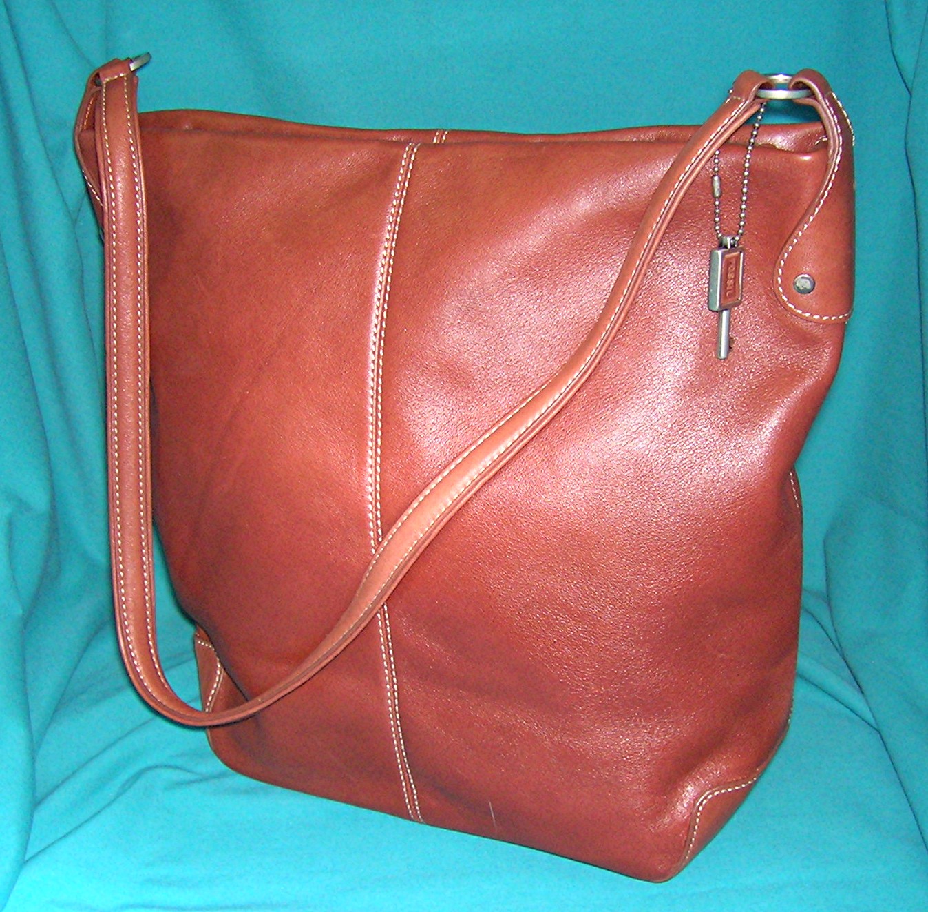 Fossil Tan Leather Shoulder Bag Purse.