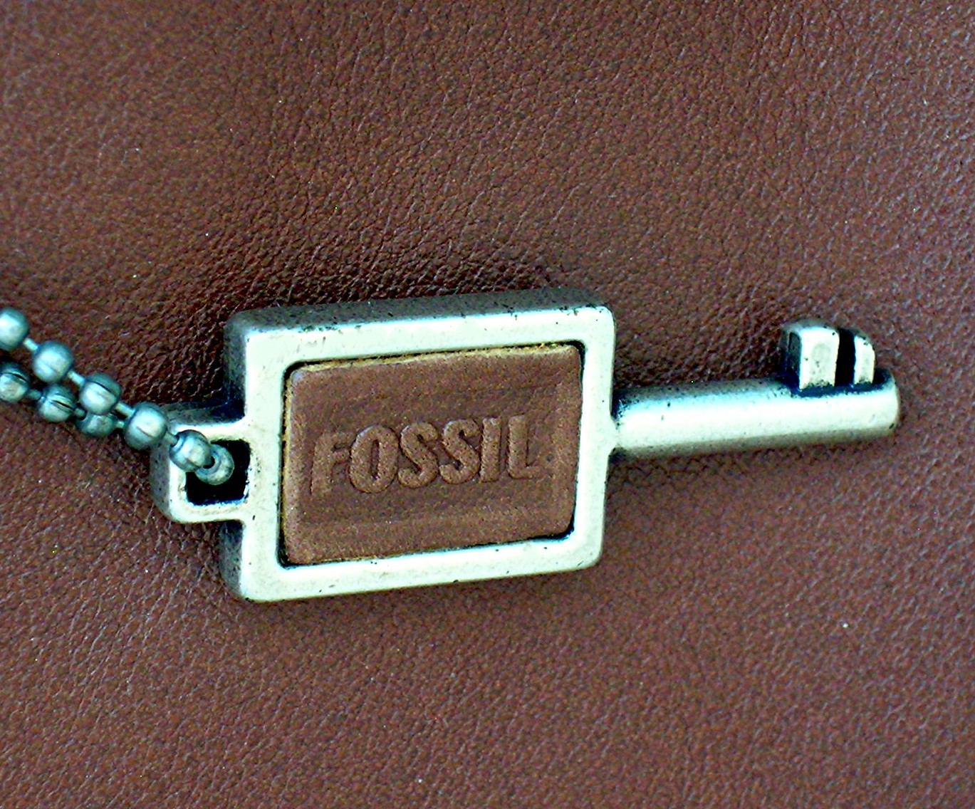 Fossil Tan Leather Shoulder Bag Purse.