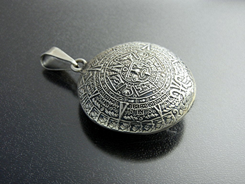 Pendant Sterling Silver Aztec Calender Mexico