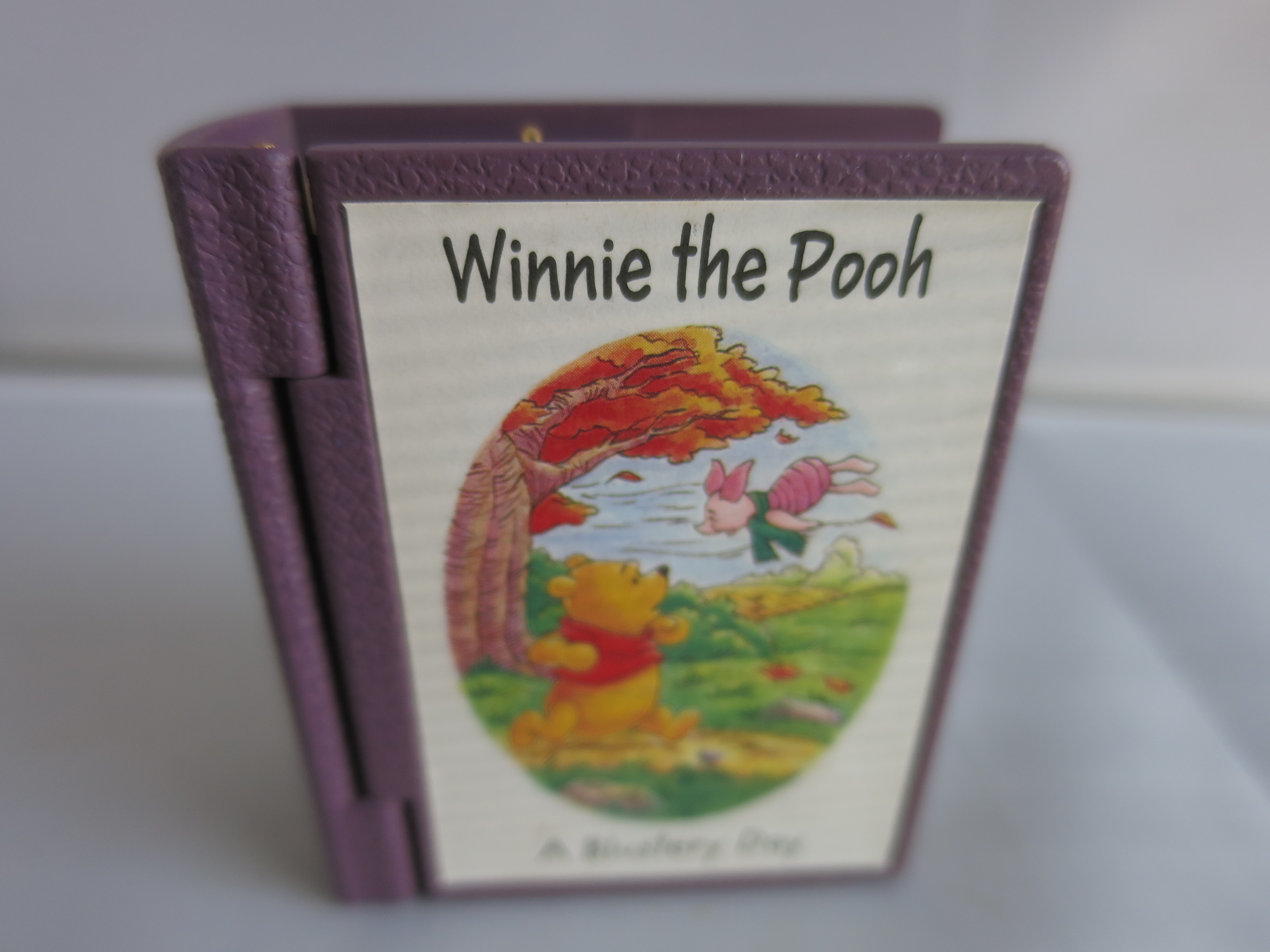 Winnie The Pooh A Blustery Day Hallmark 2000 Ornament