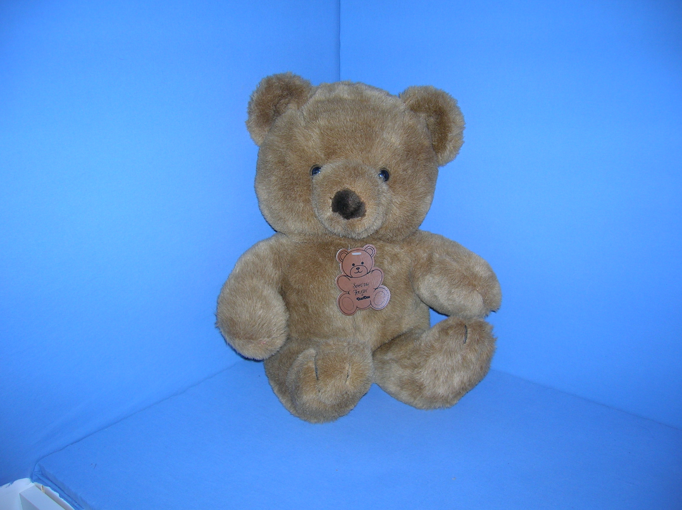 16 Inch Soft Cuddly Dan Dee Brown Bear
