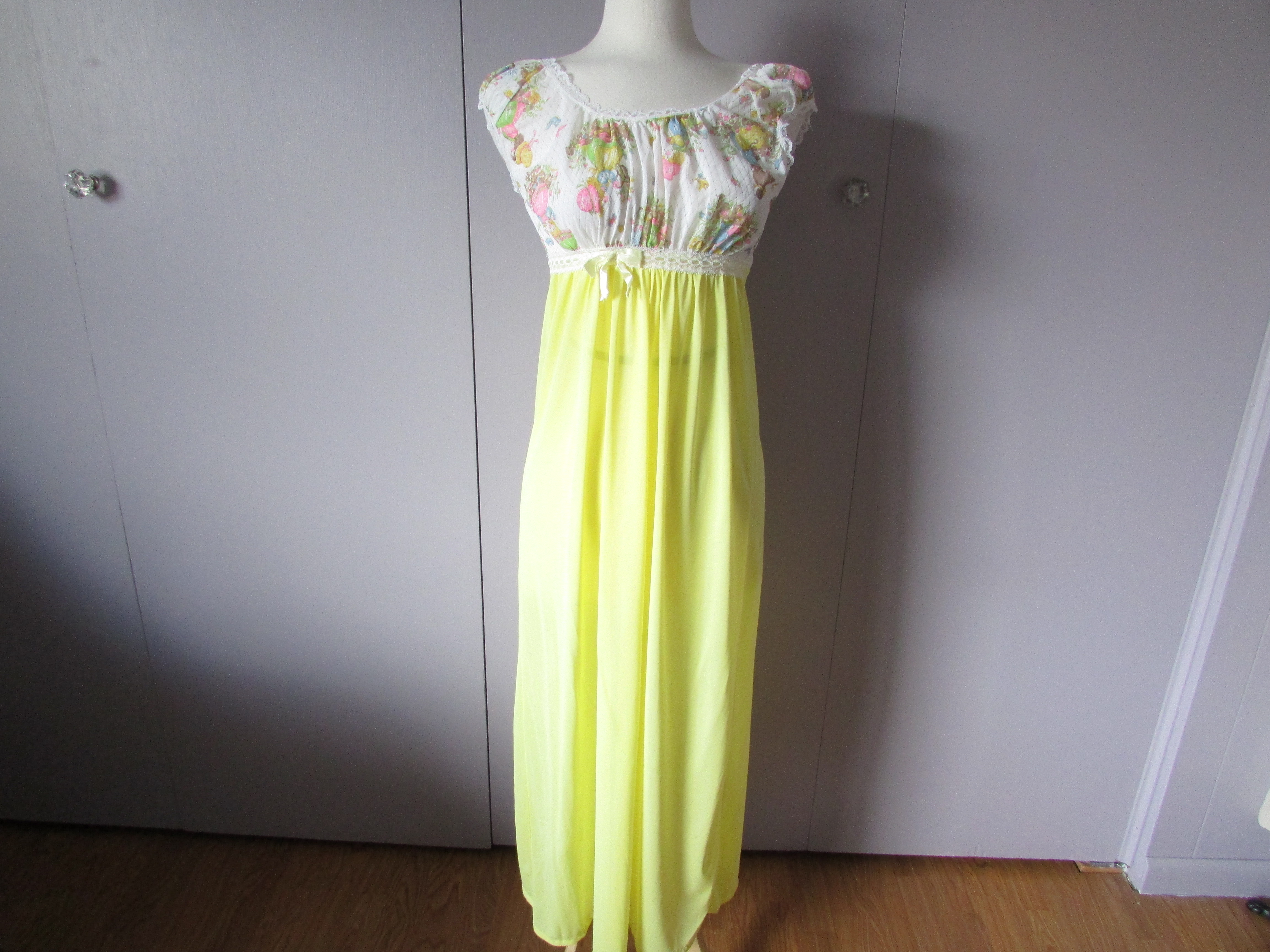 Yellow Empire Style Night Gown