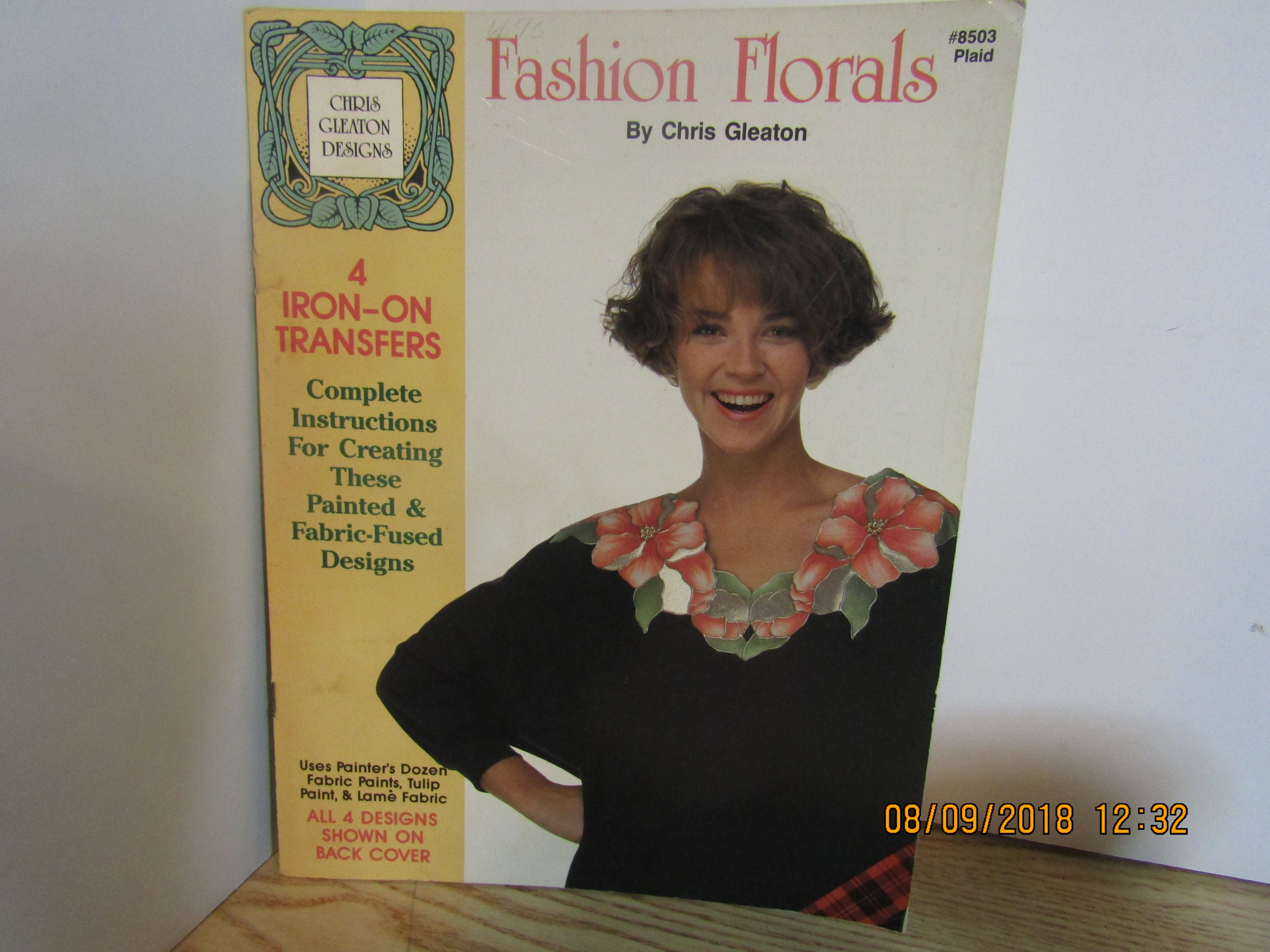 Plaid Book Fashion Florals Iron-On Transfers #8503