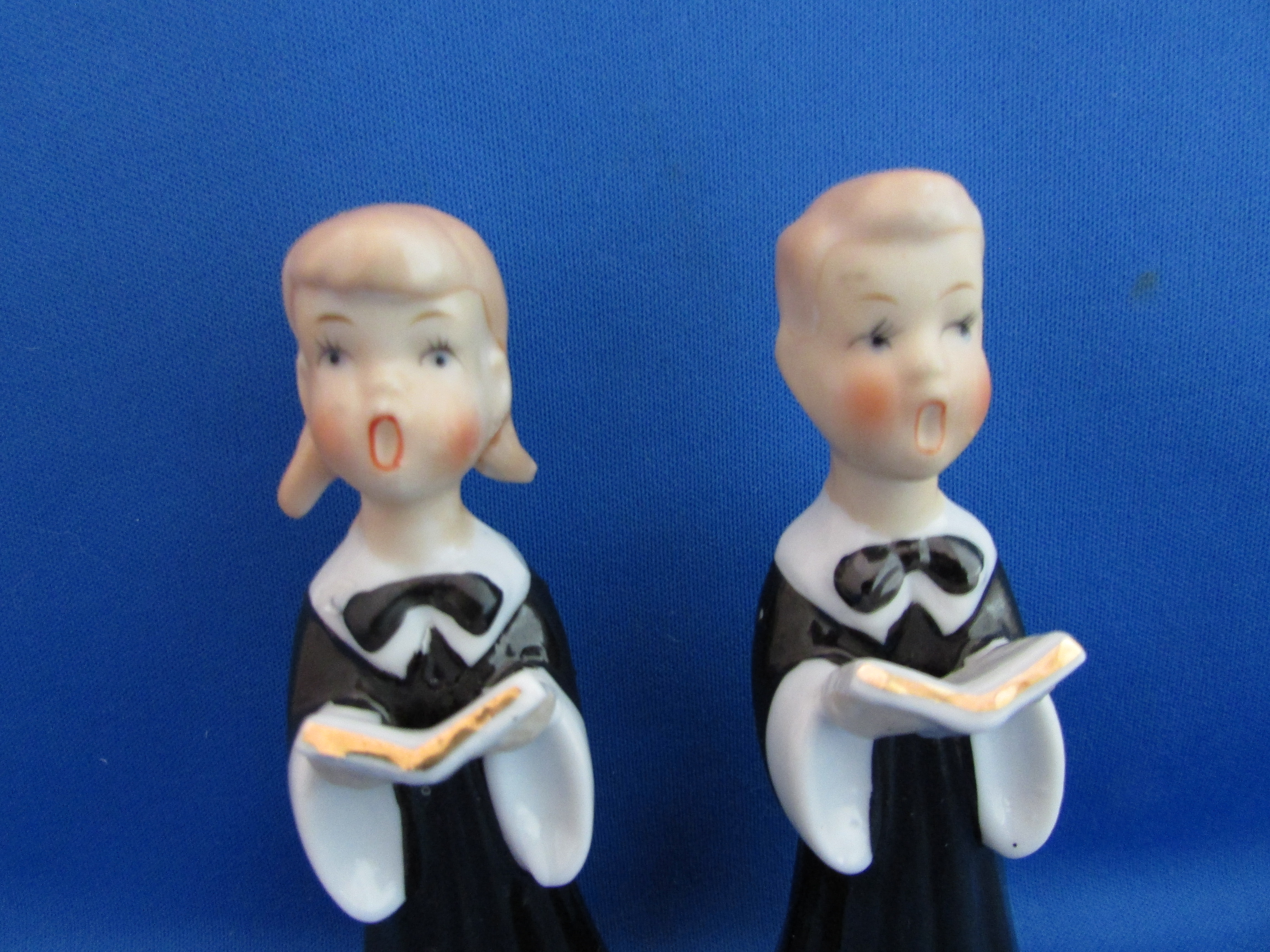 Choir Salt and Pepper Shakers