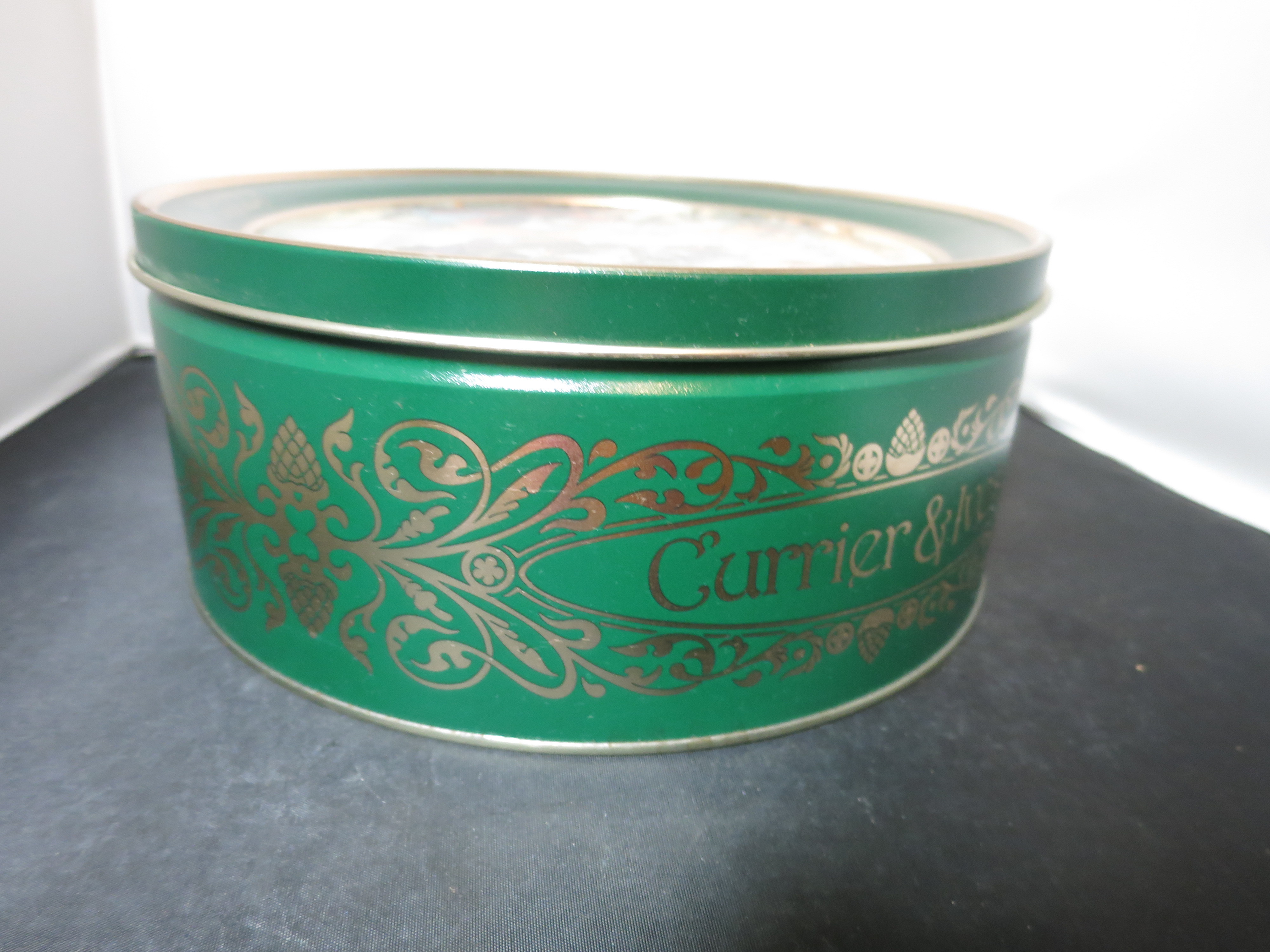Currier & Ives The Skating Pond Tin Schwann's limited 2000
