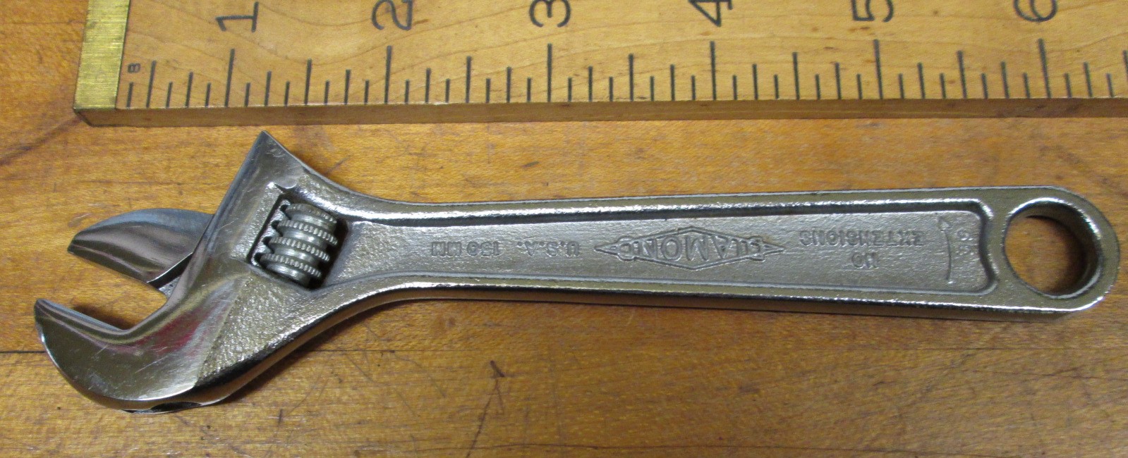 Diamond Adjustable Wrench  6 inch