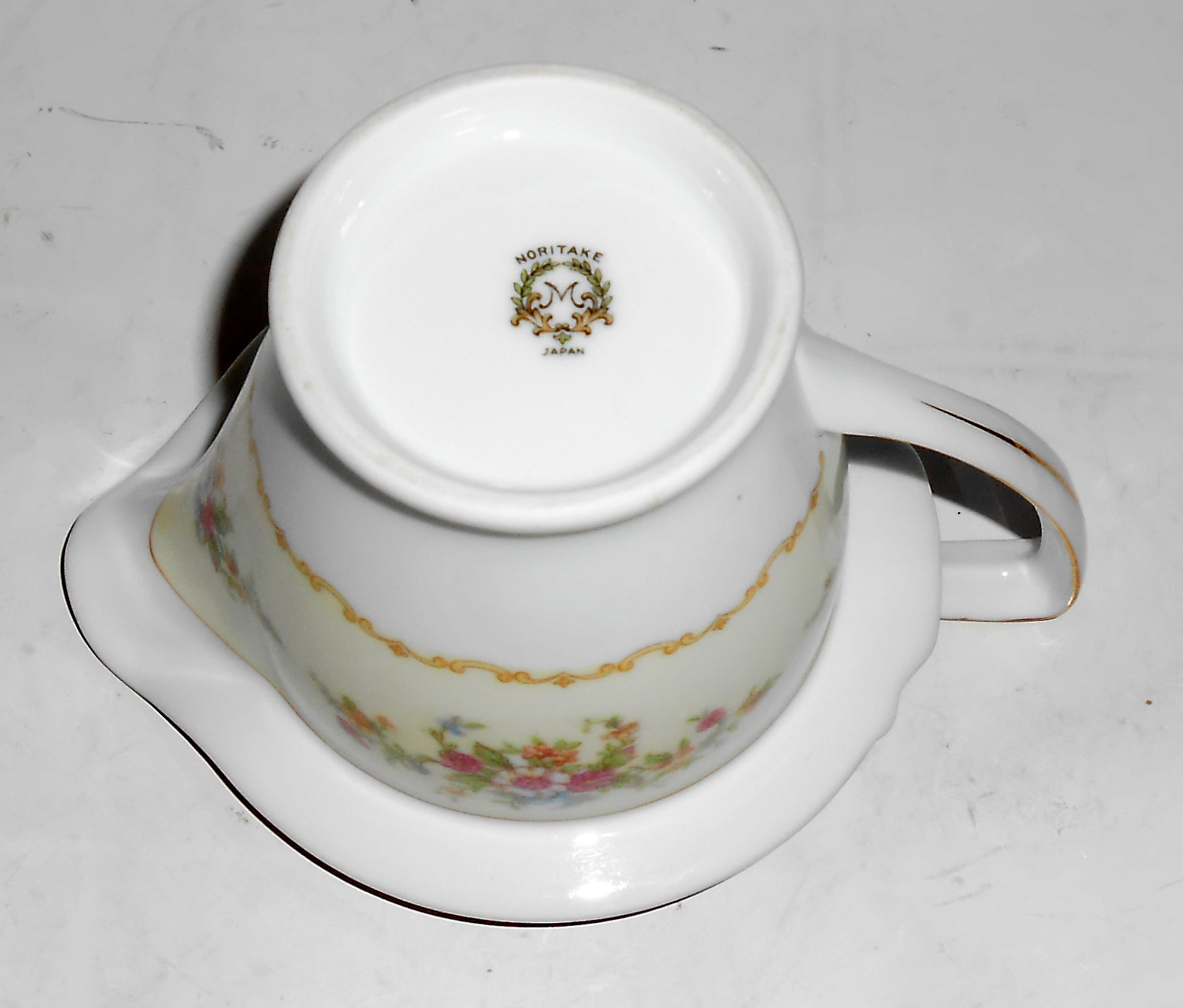 Noritake Porcelain China Mystery 175 W/Gold Creamer