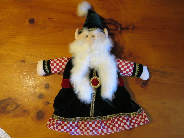 Exclusive Christmas Around The World Elf Tree Topper/Wine Bottle